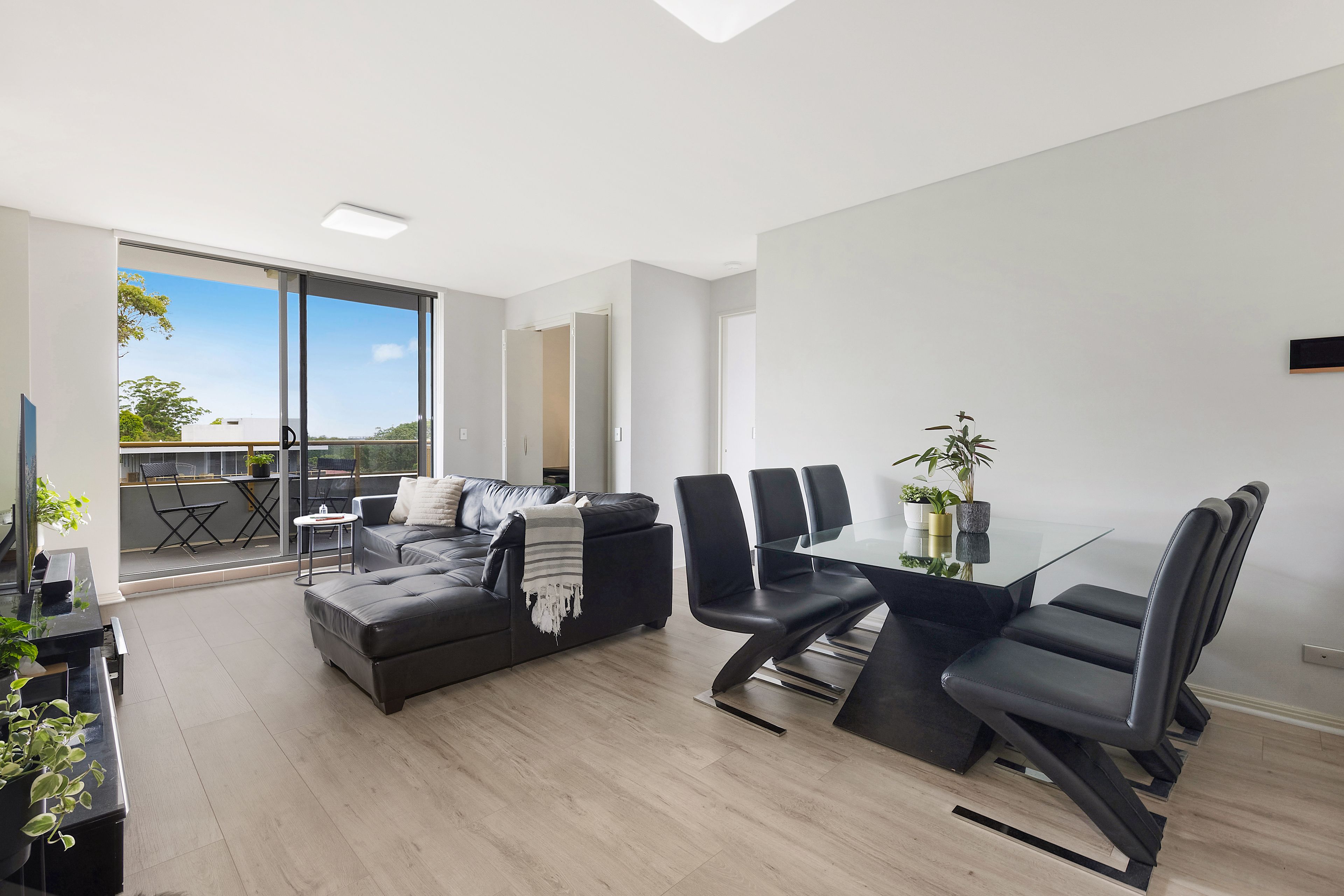 804/10 Avon Road, Pymble, NSW 2073