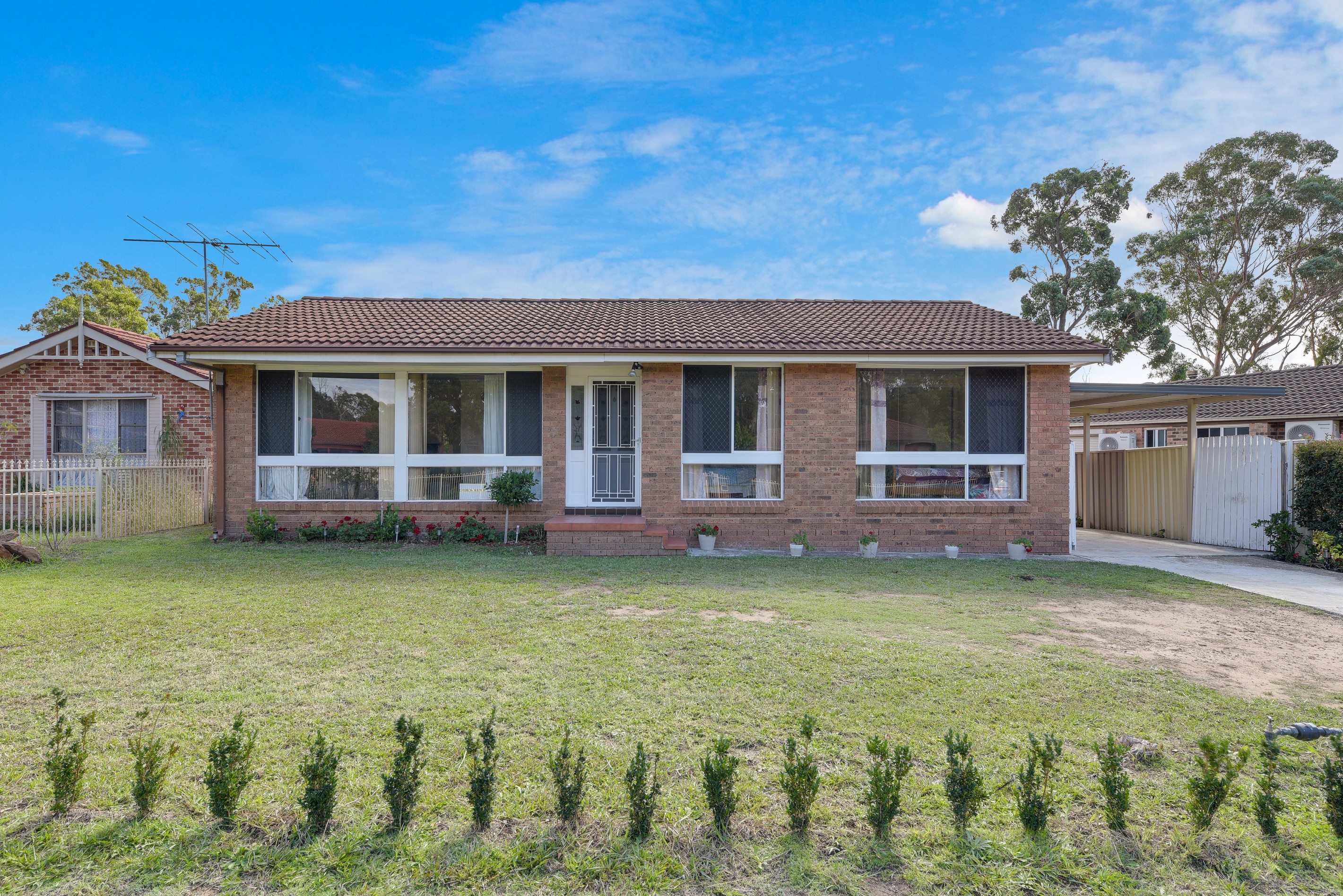 Macquarie Fields, NSW 2564