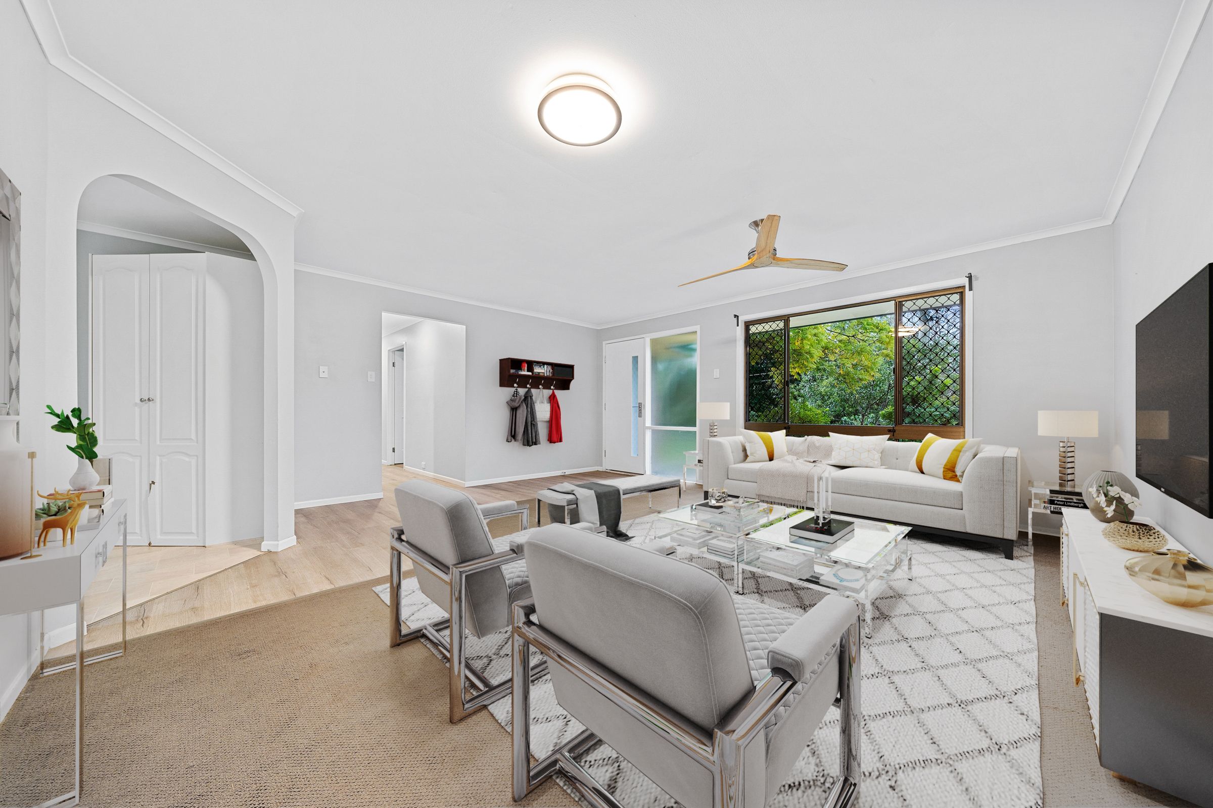 26 Pine Street, Hillcrest, QLD 4118