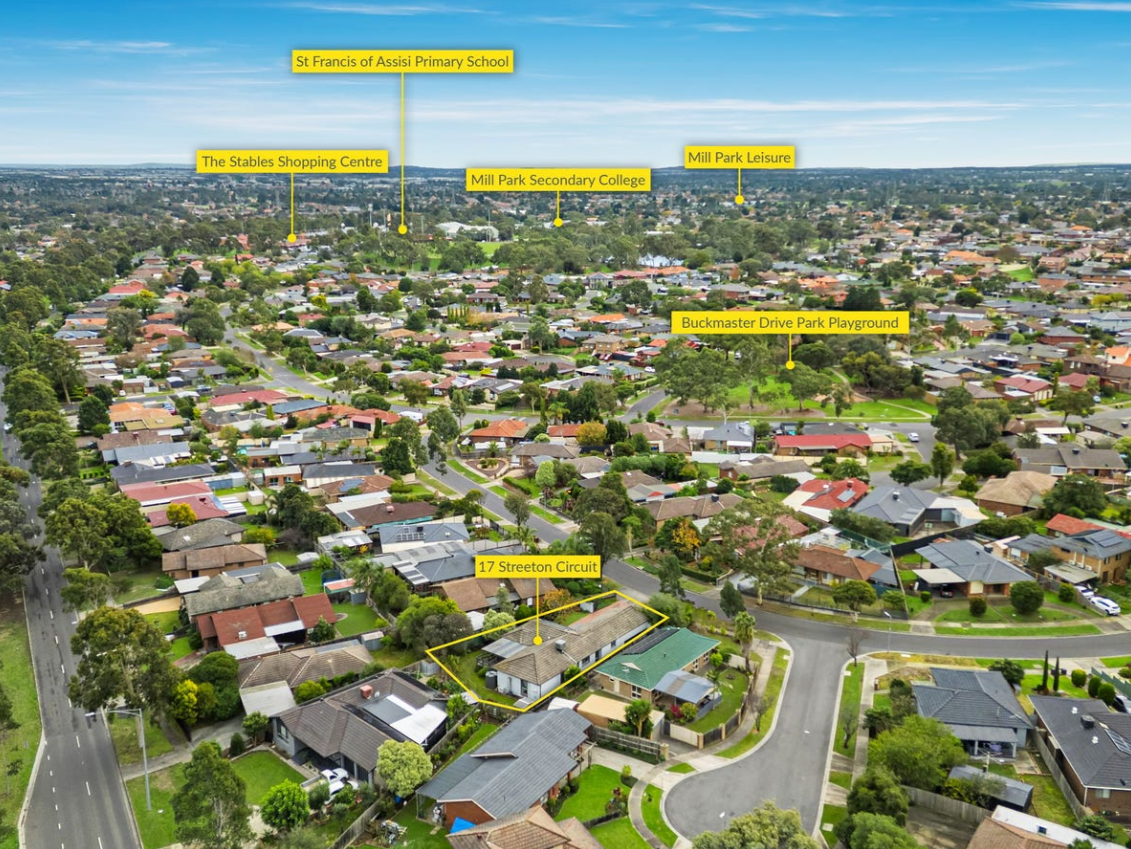 17 Streeton Circuit — photo 15 of 15
