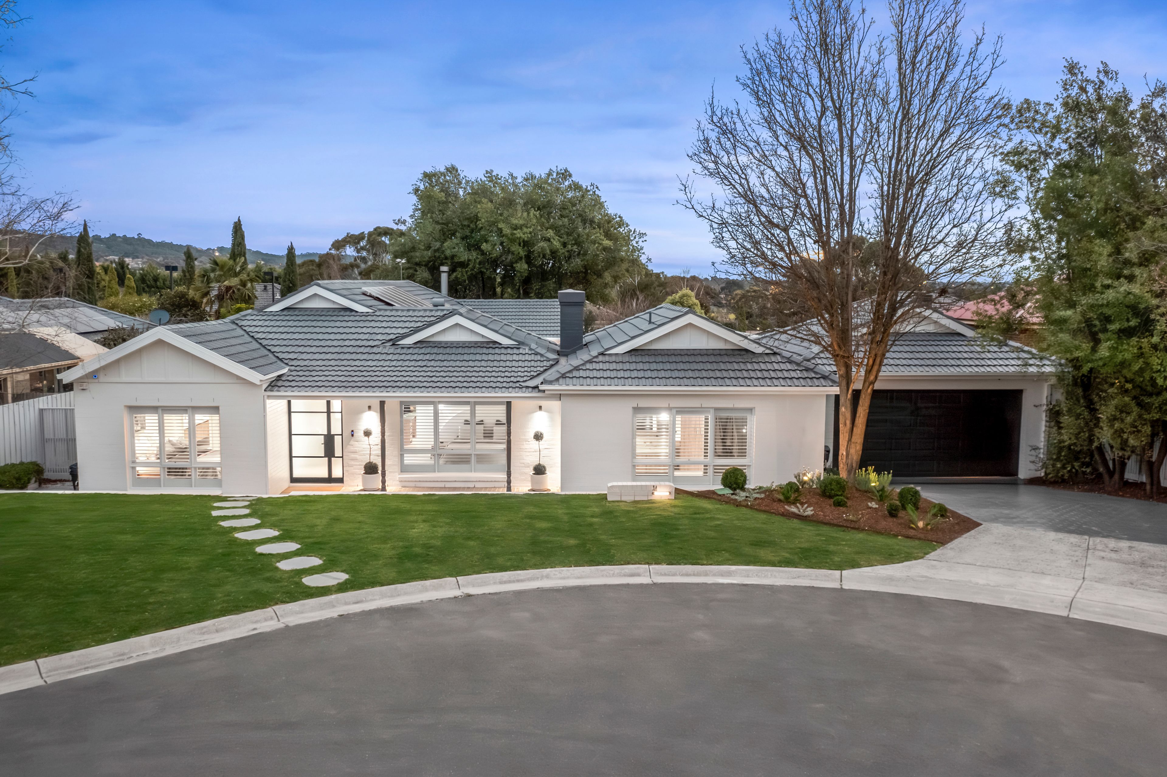 14 Glenview Place, Lysterfield VIC 3156