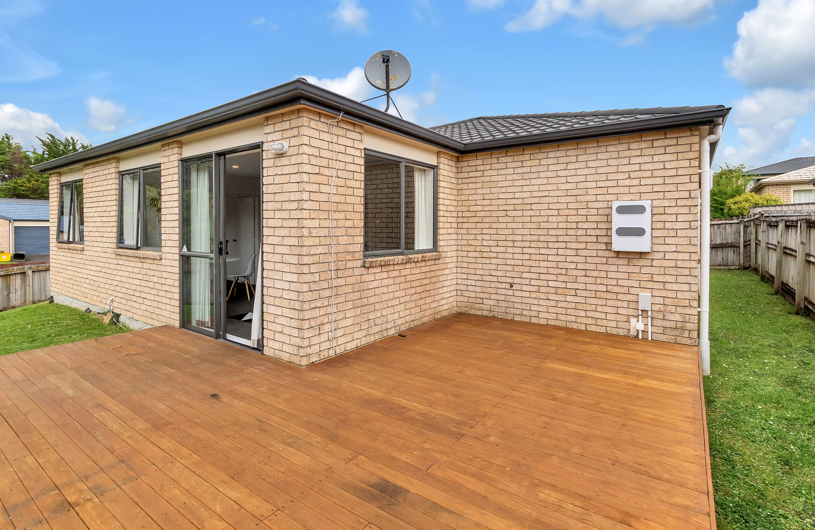 64 Woodbank Drive, Glen Eden, Waitakere City