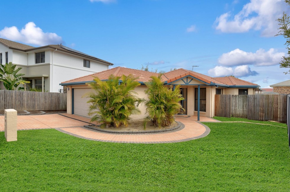 21 Somerset Place, Parkinson, QLD 4115