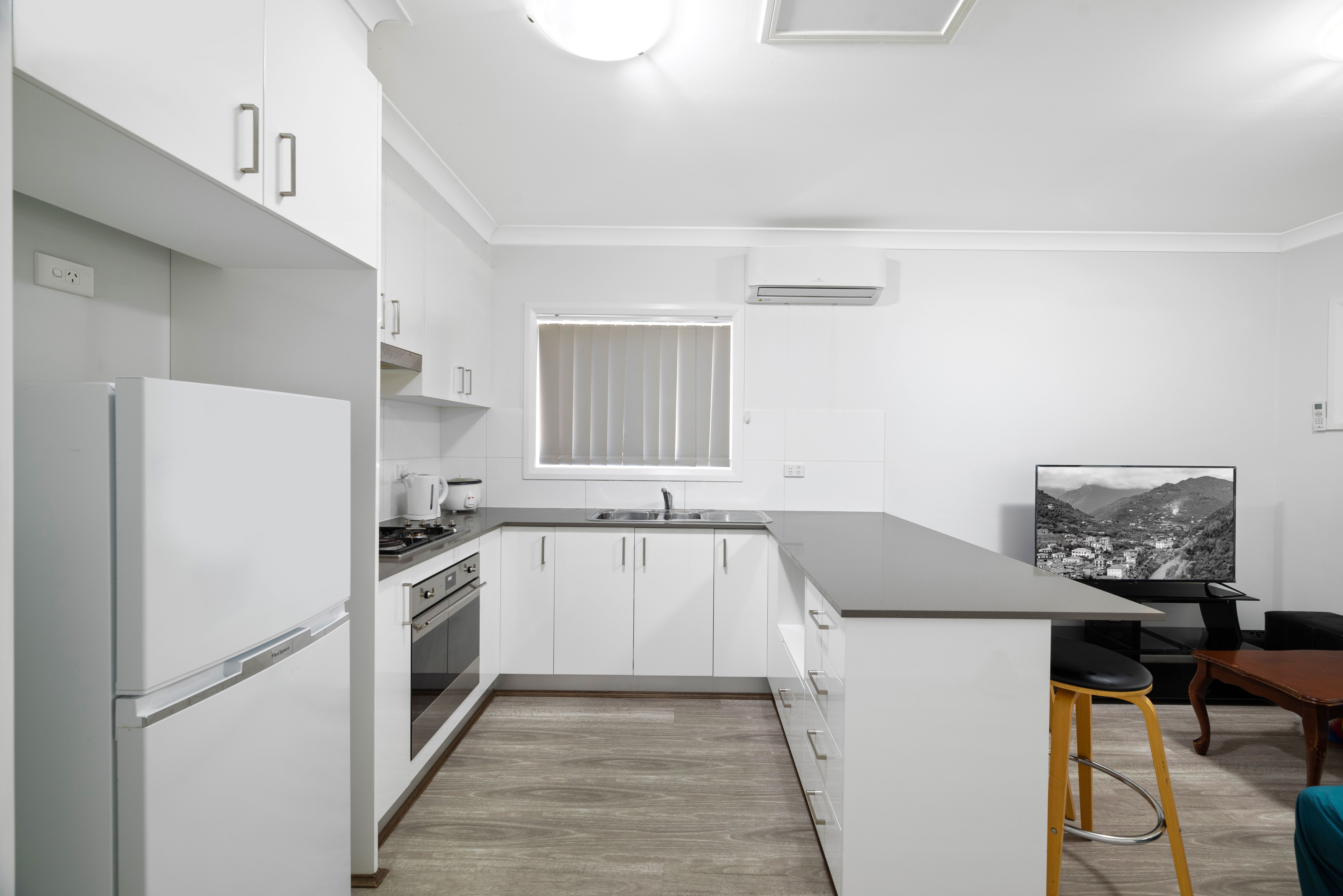 2 Normandy Terrace, Leumeah, NSW 2560