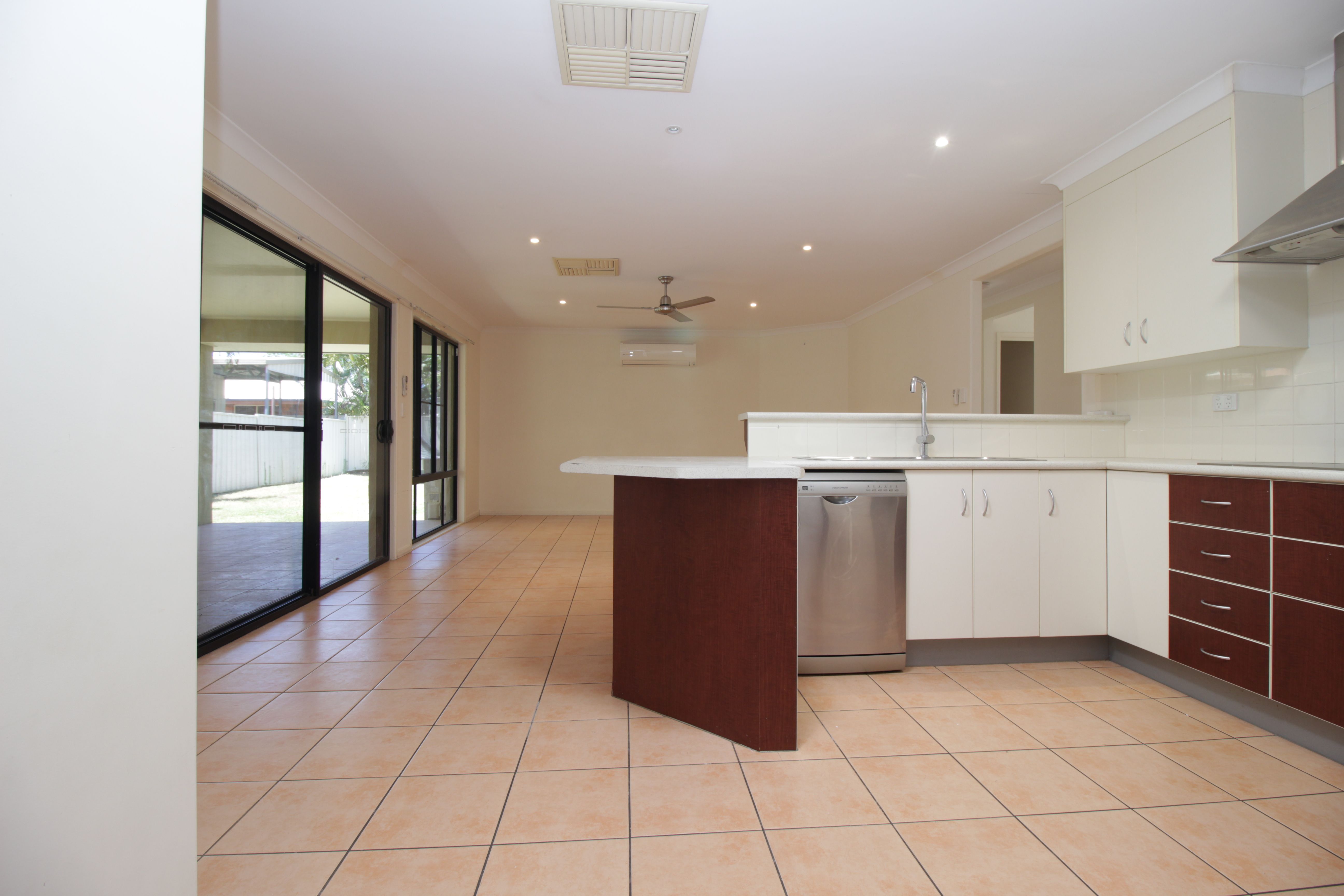 12 Staunton Street, Emerald, QLD 4720