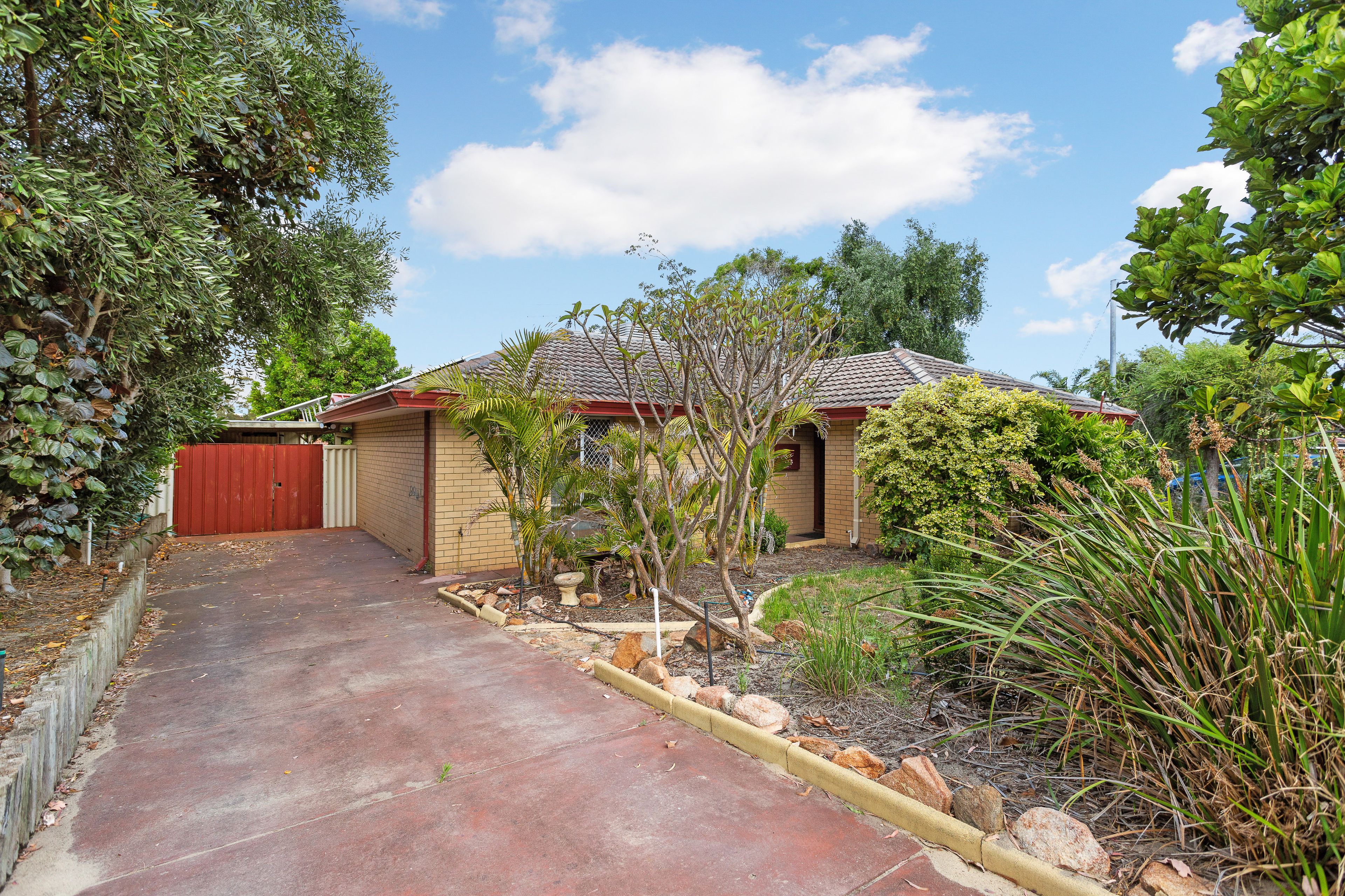 49 Colne Way, Girrawheen, WA 6064