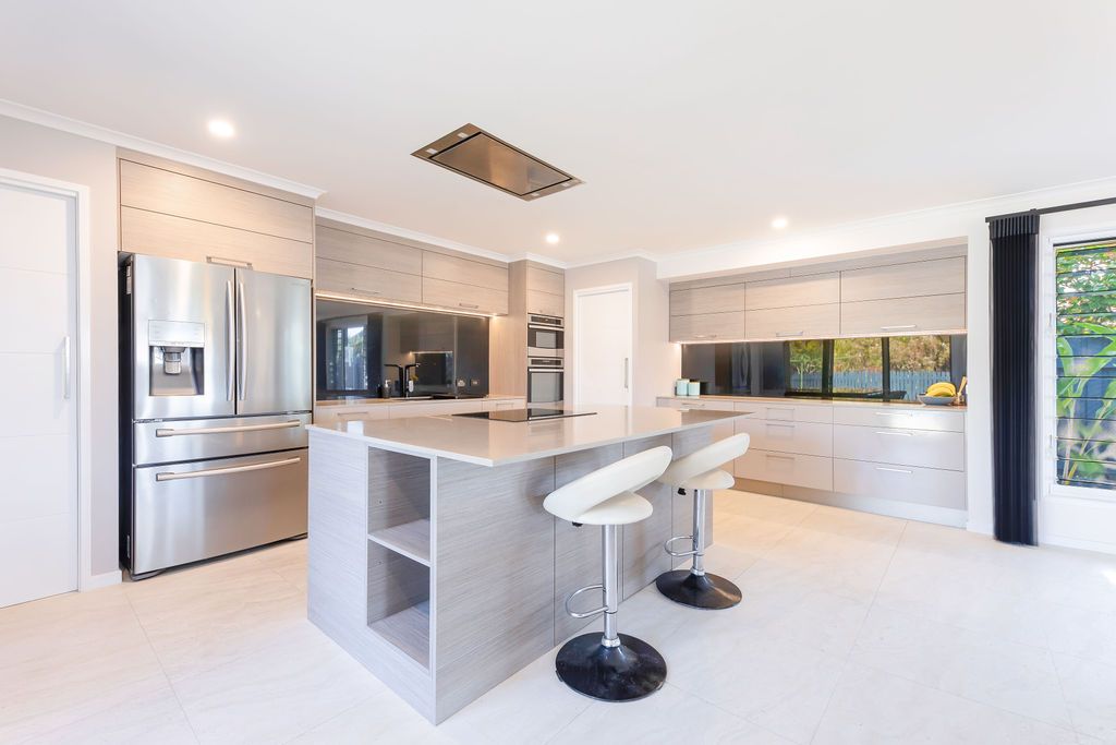 4 Napalle Street, Warana, QLD 4575