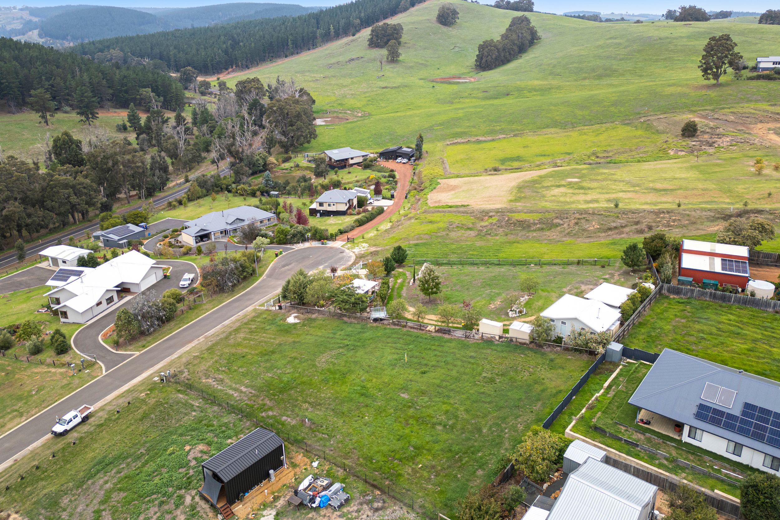 8A Diggers Green — photo 3 of 5