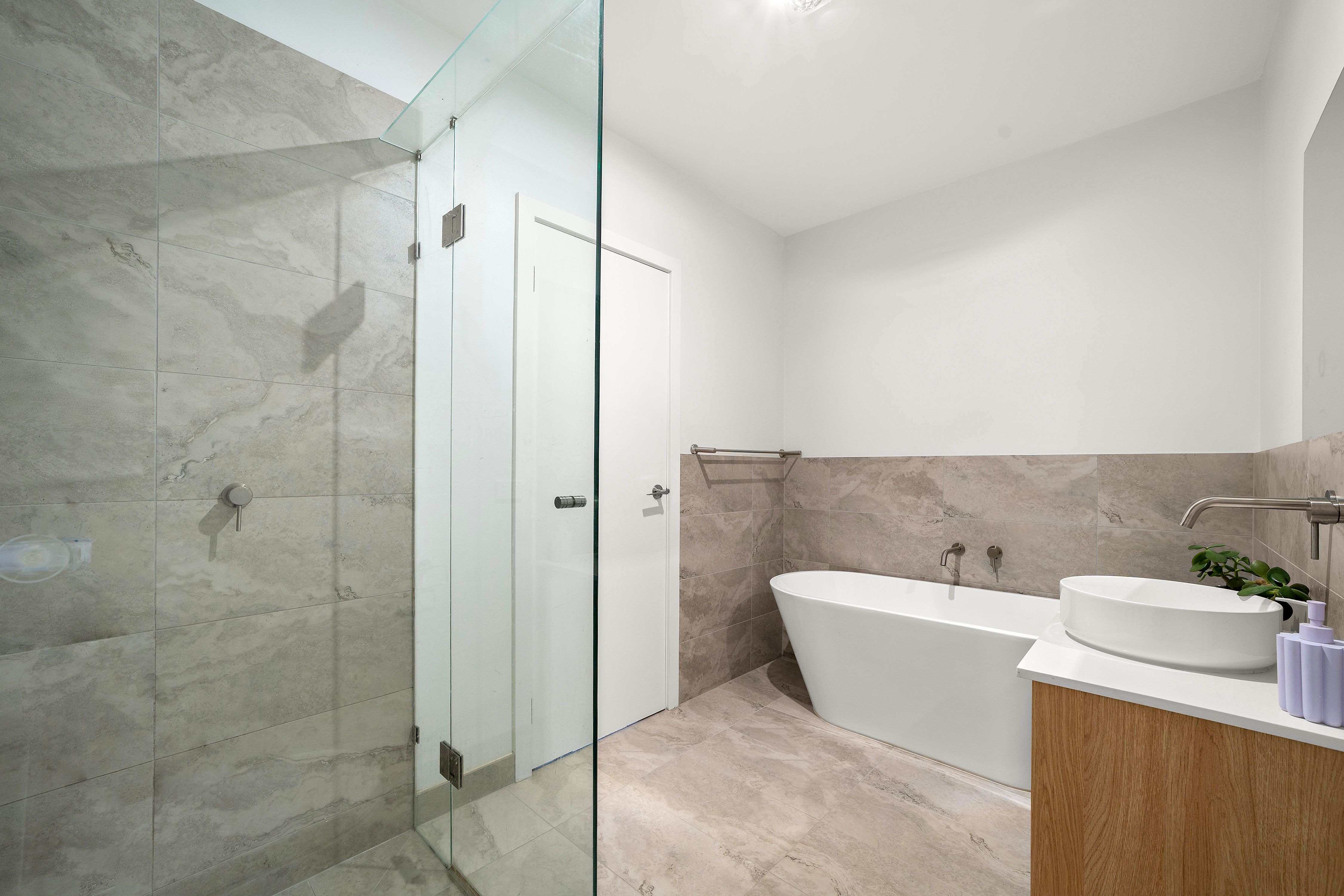 3/105 Fortescue Avenue — photo 12 of 17