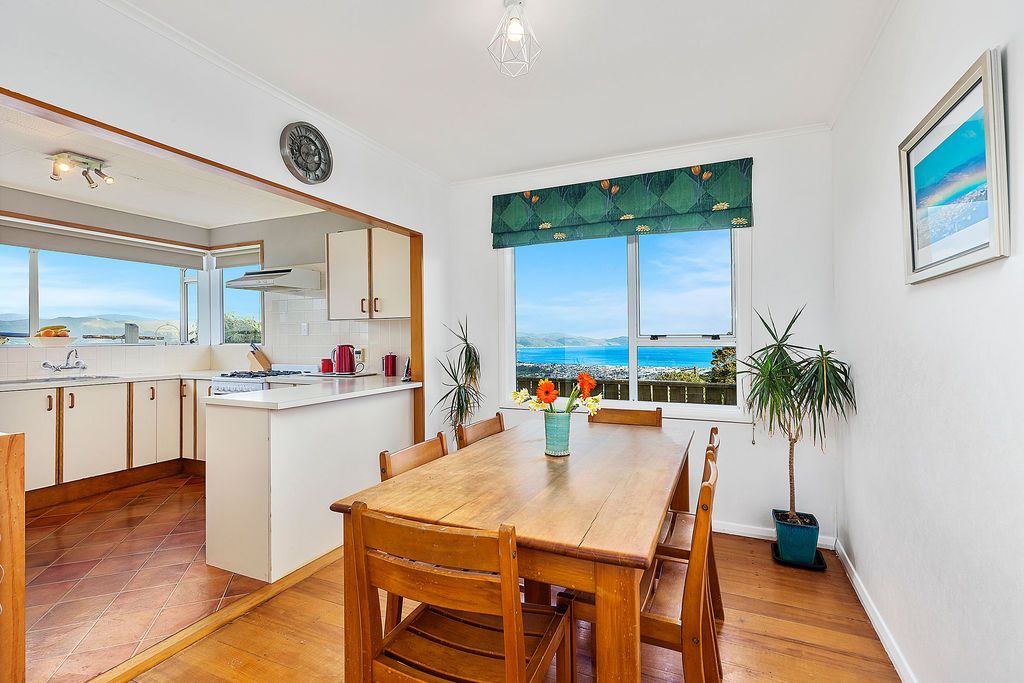 39 Pokohiwi Road, Normandale, Lower Hutt City