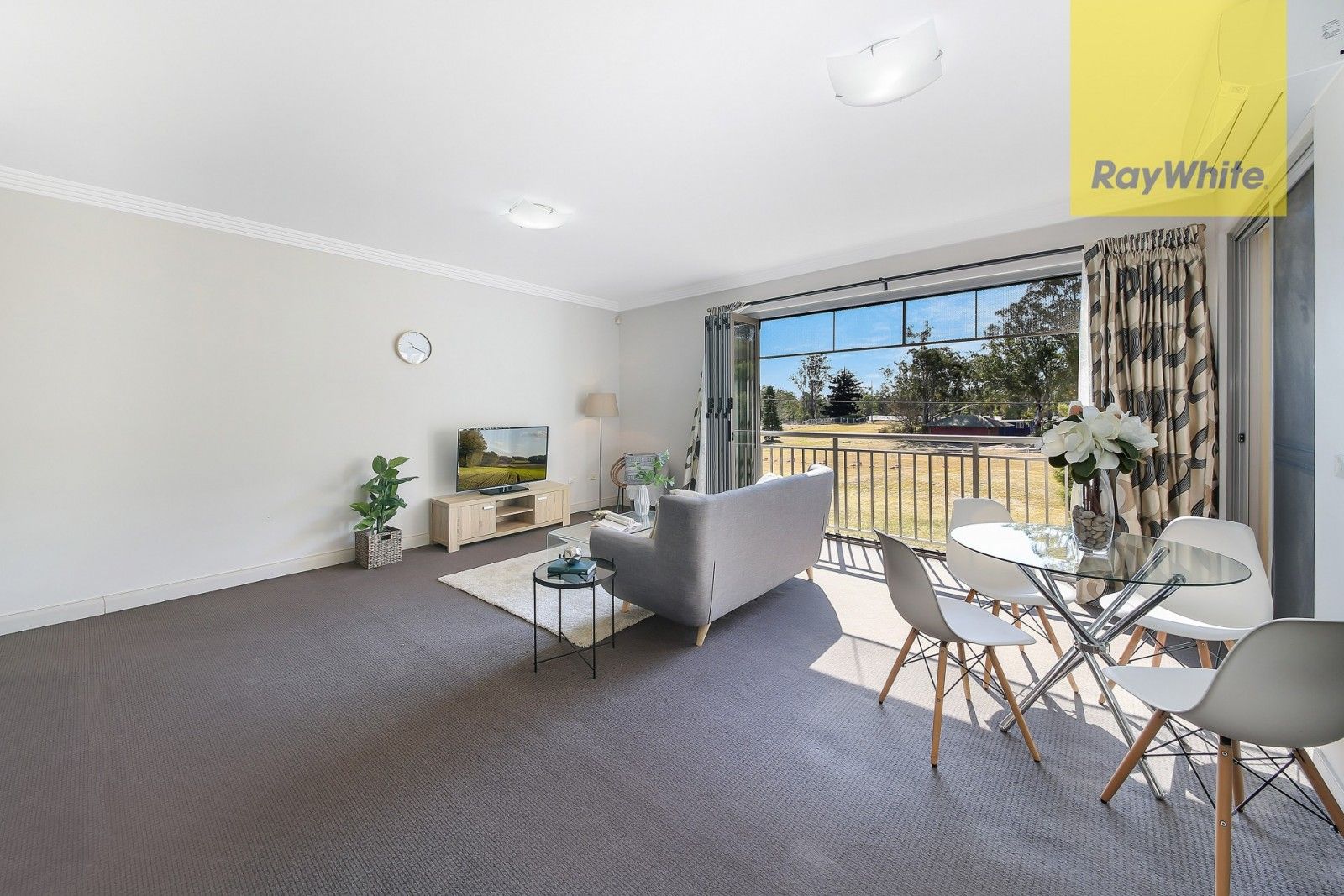 15/22-24 Parkside Lane, Westmead, NSW 2145