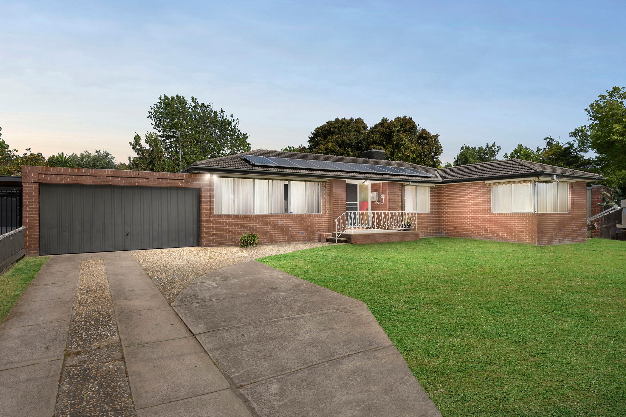 4 Hayden Avenue, Frankston VIC 3199