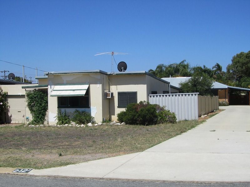 12 Reilly Road, Wonthella, WA 6530