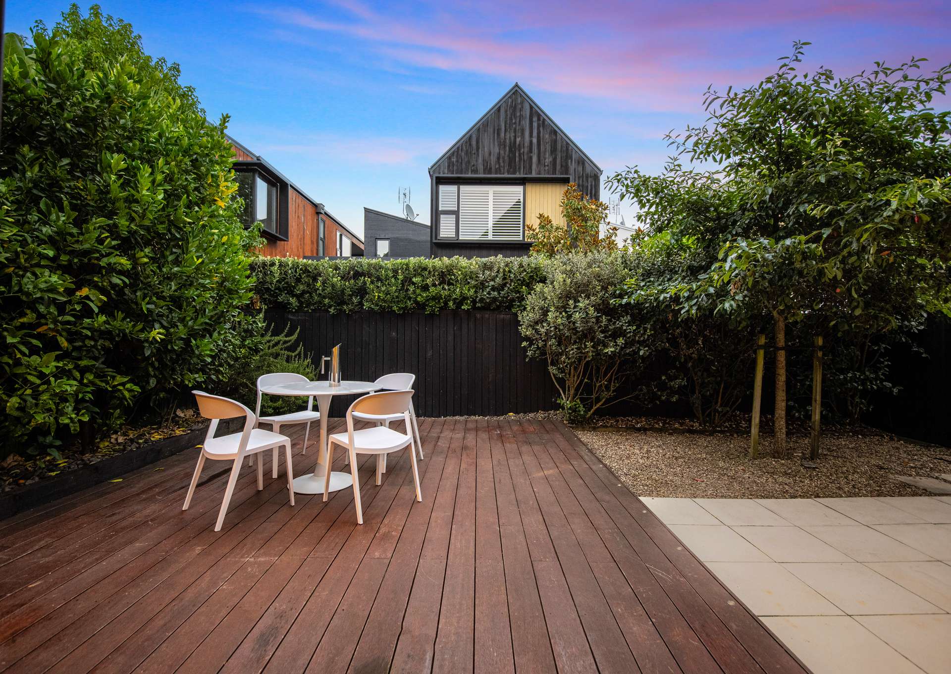 6 Nevill Road photo 4