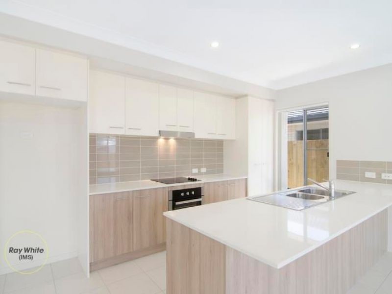 16 Lamont Street, Coomera, QLD 4209