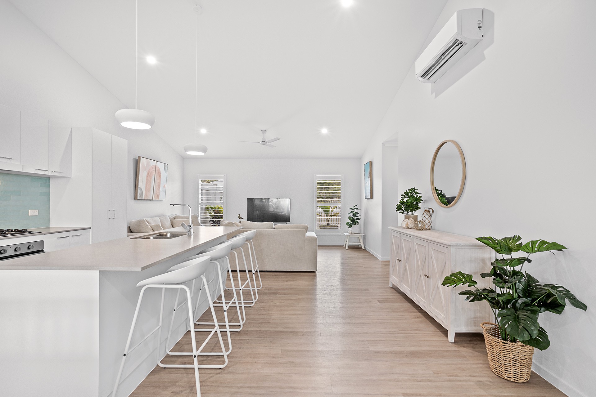 1 Sailfish Court, Cannonvale, QLD 4802