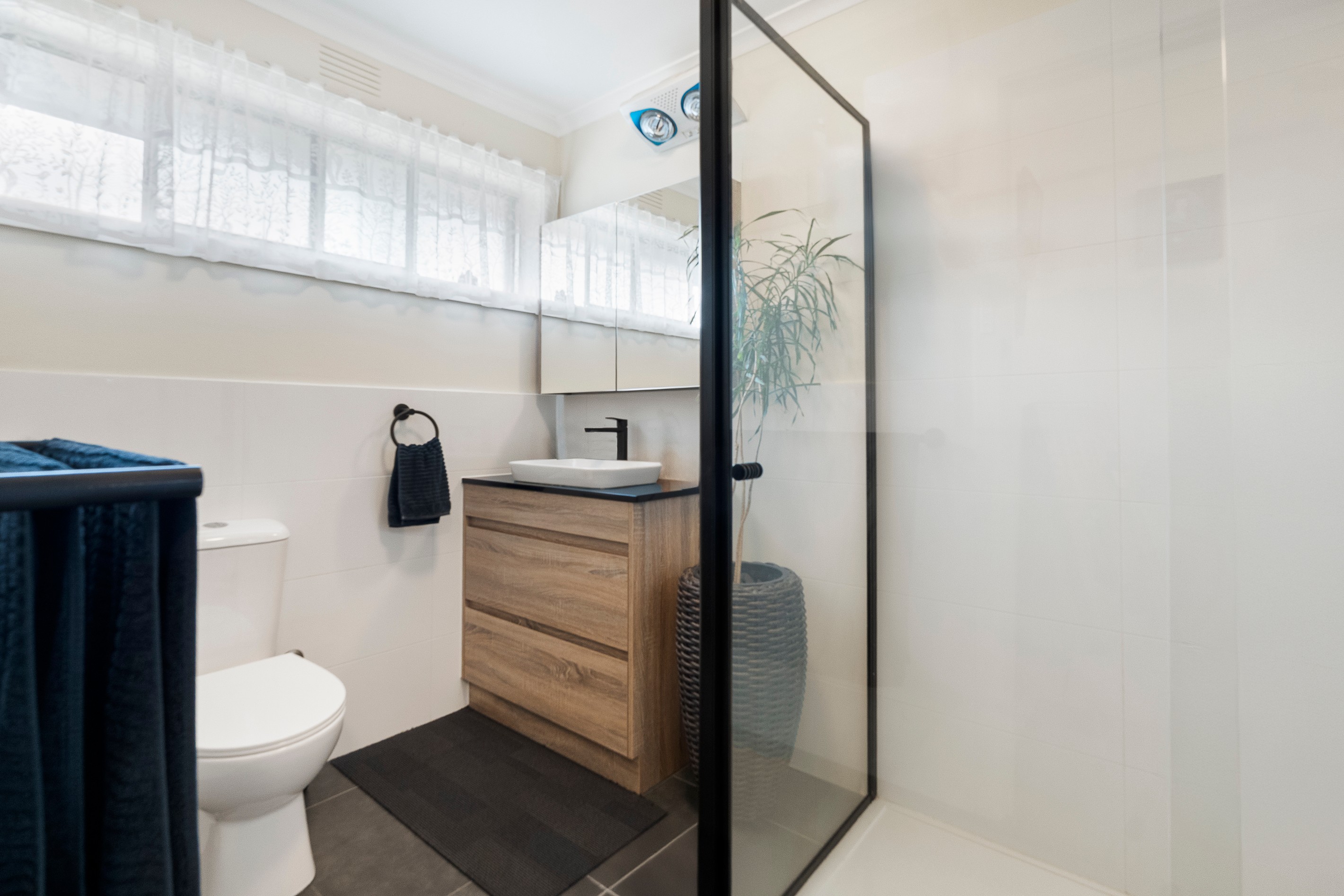 2/12 Ferndale Crescent, Dandenong North, VIC 3175