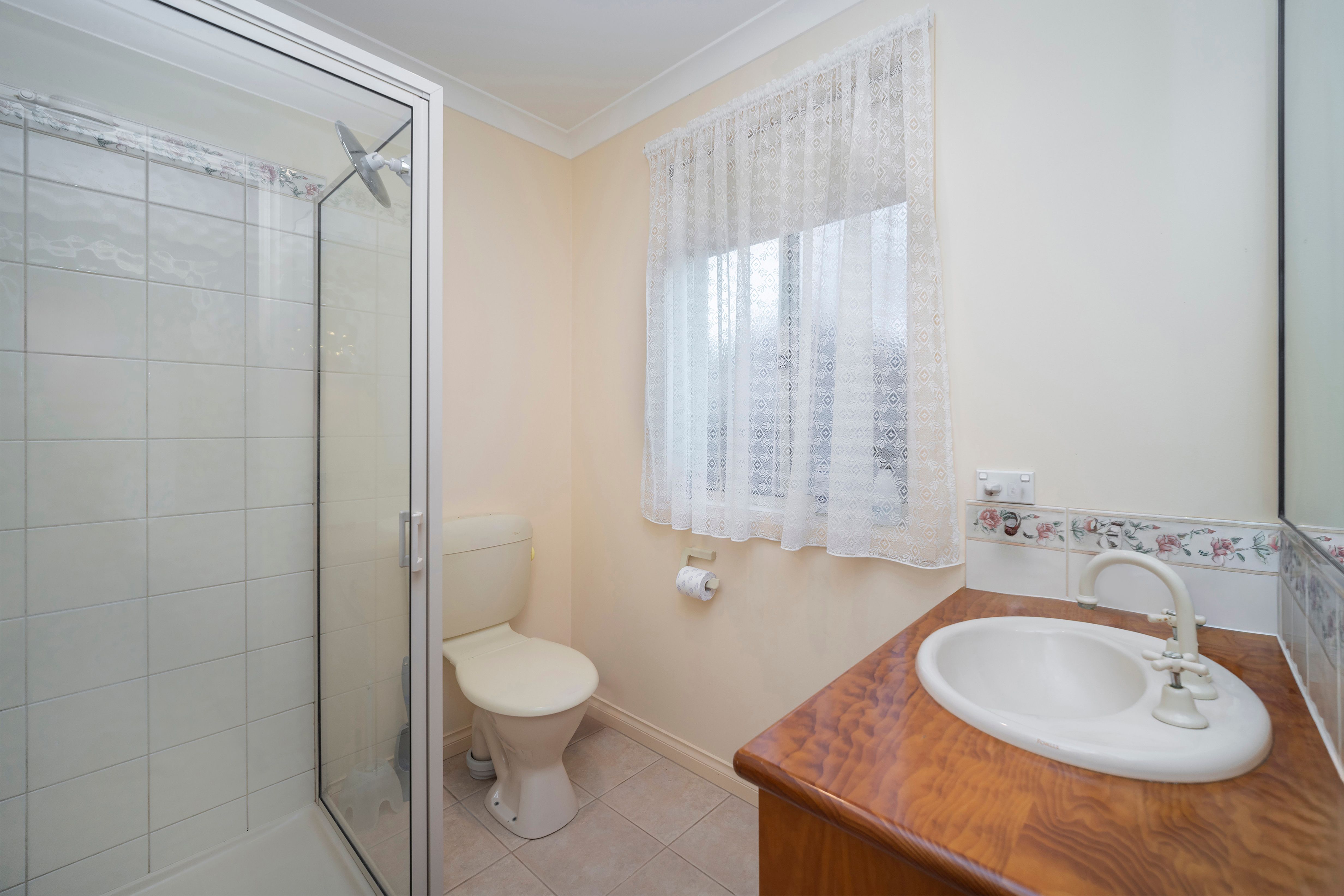 98 Balmoral Road — photo 6 of 13