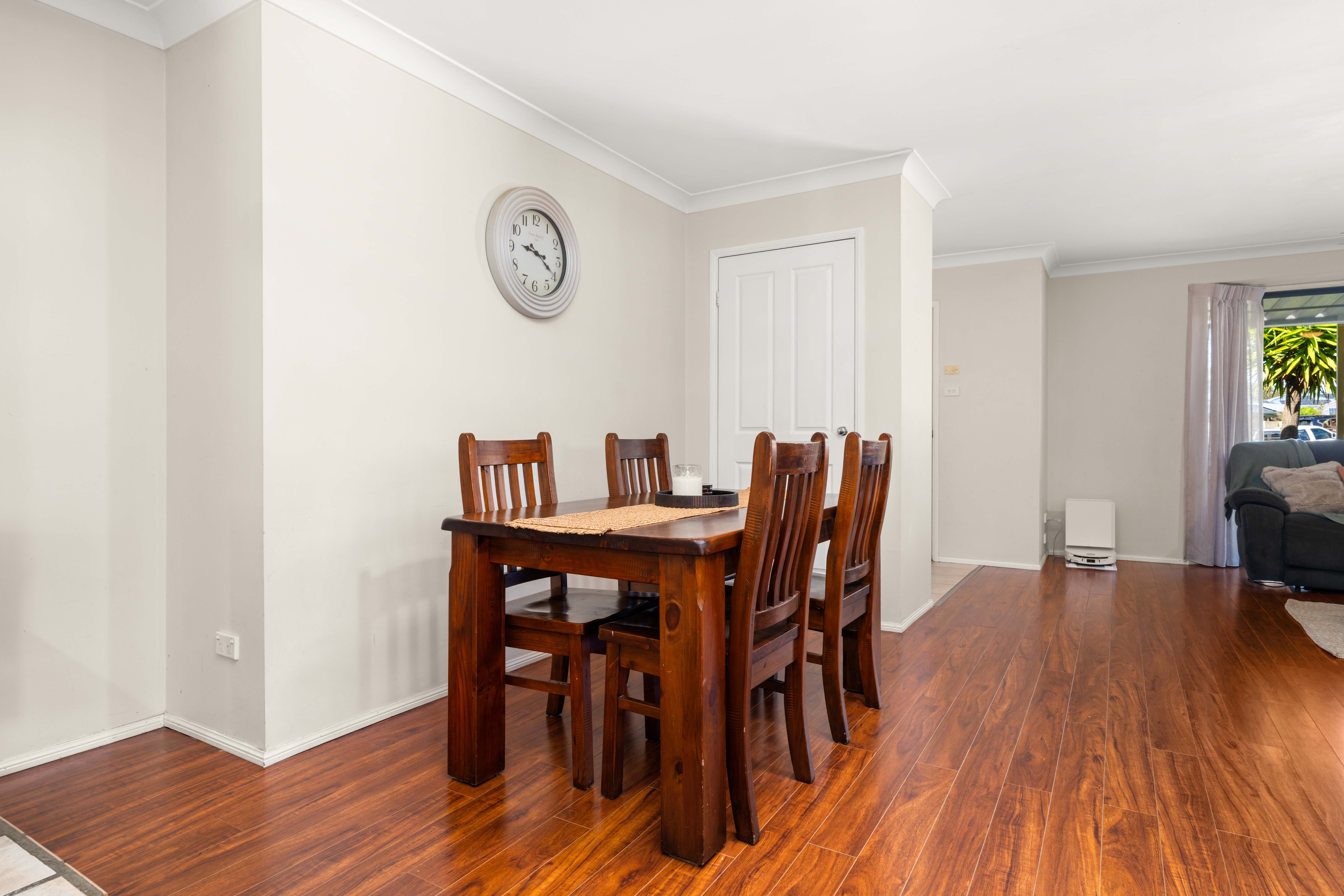 12 Hermes Crescent — photo 5 of 26