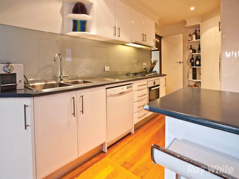 10 Dava Court, Dandenong North, VIC 3175