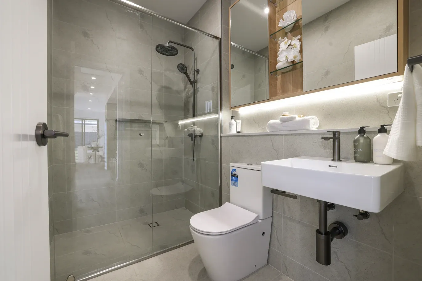 18a Jarvis Street — photo 7 of 8