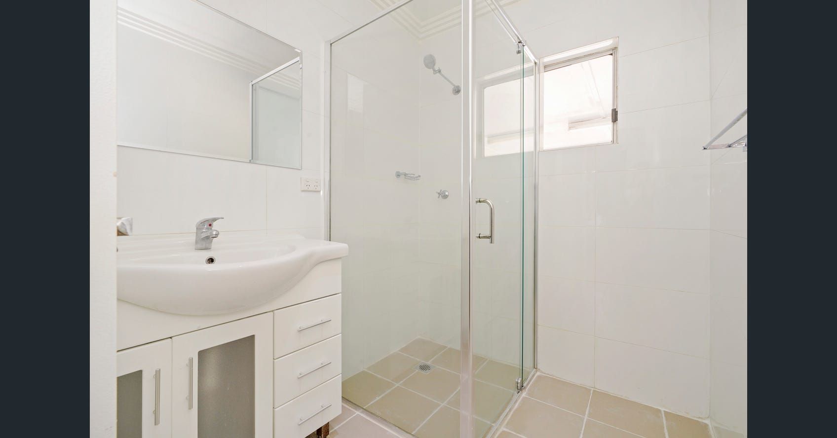 3 Trevanna Street — photo 7 of 10
