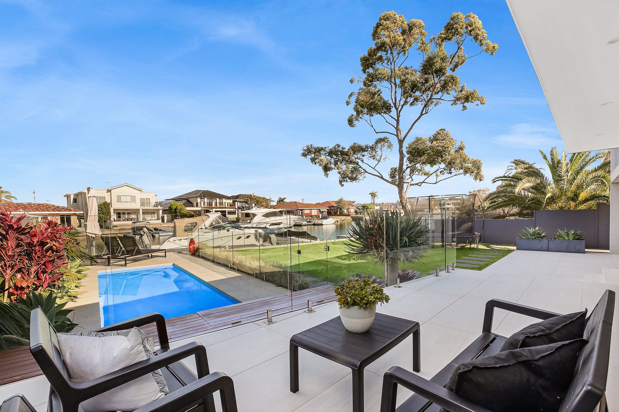 90 Belgrave Esplanade