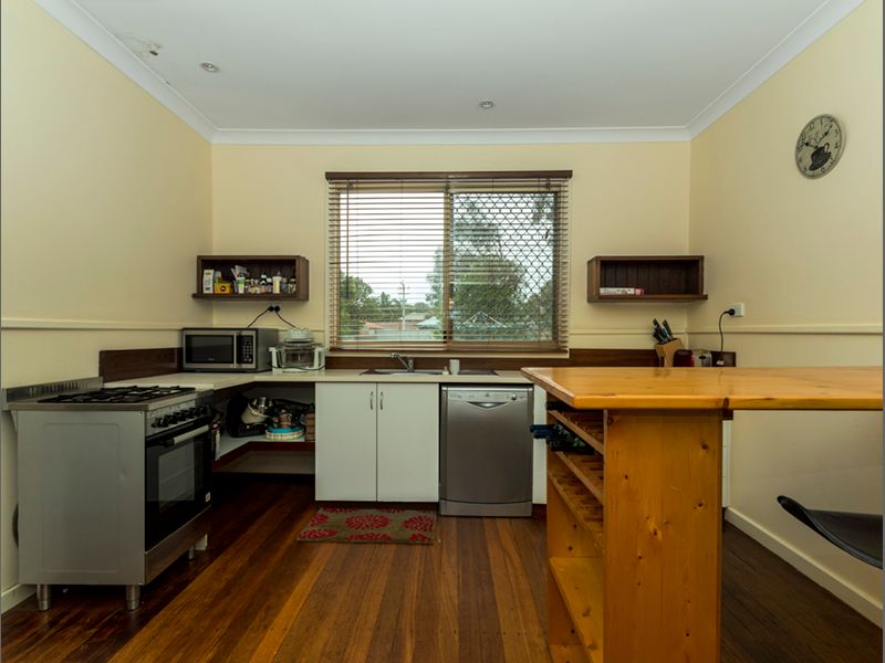 44 Crowtherton Street, Bluff Point, WA 6530