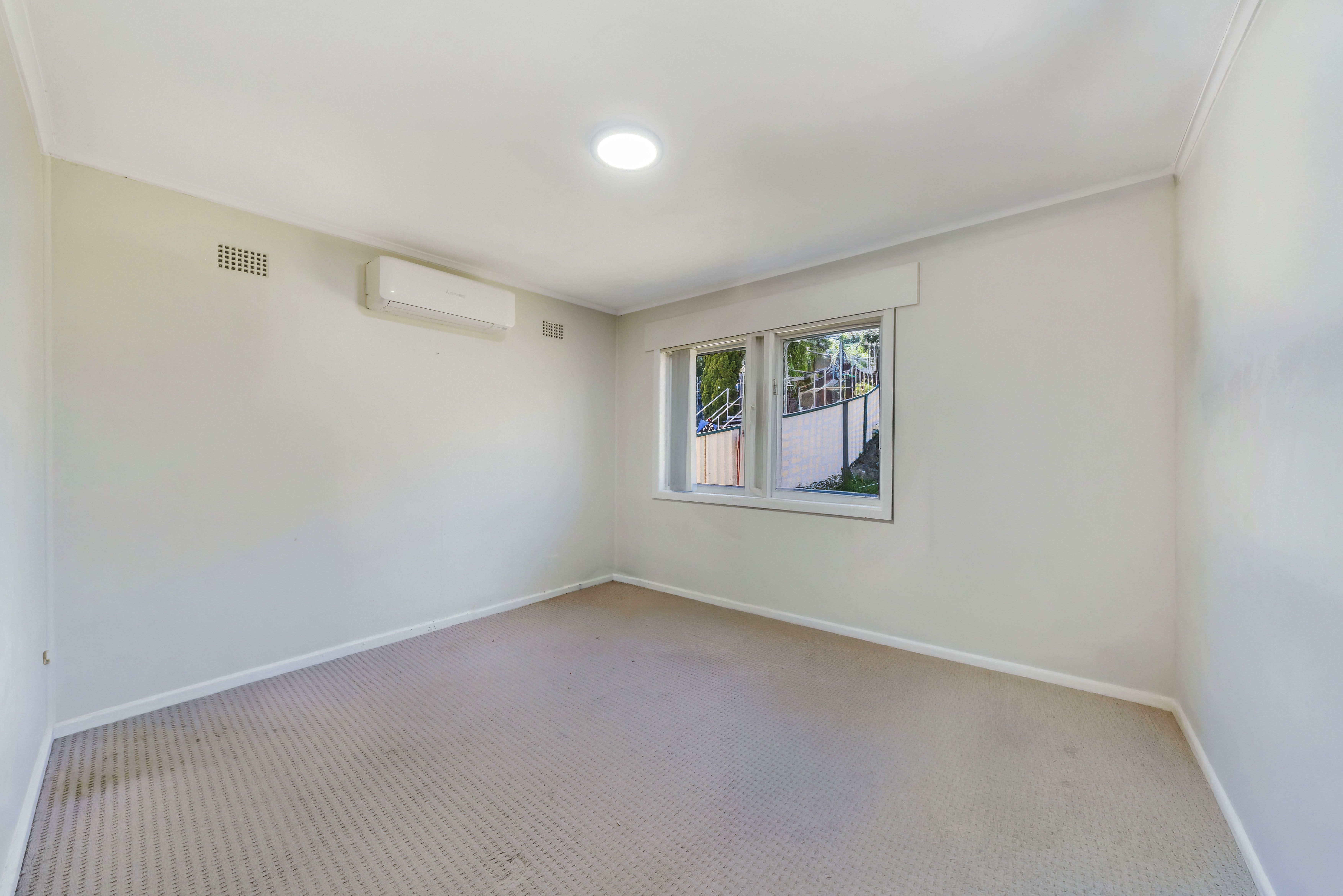 218 Elizabeth Drive — photo 14 of 18