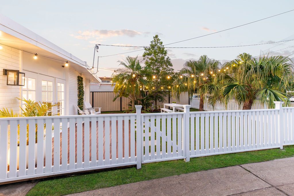 20 Medika Street, Runaway Bay, QLD 4216