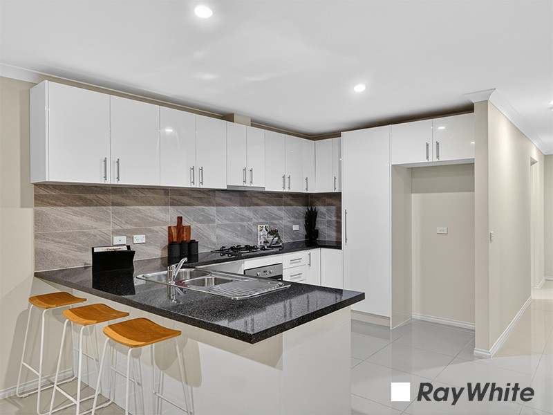 26 Maywood Street, Pakenham, VIC 3810