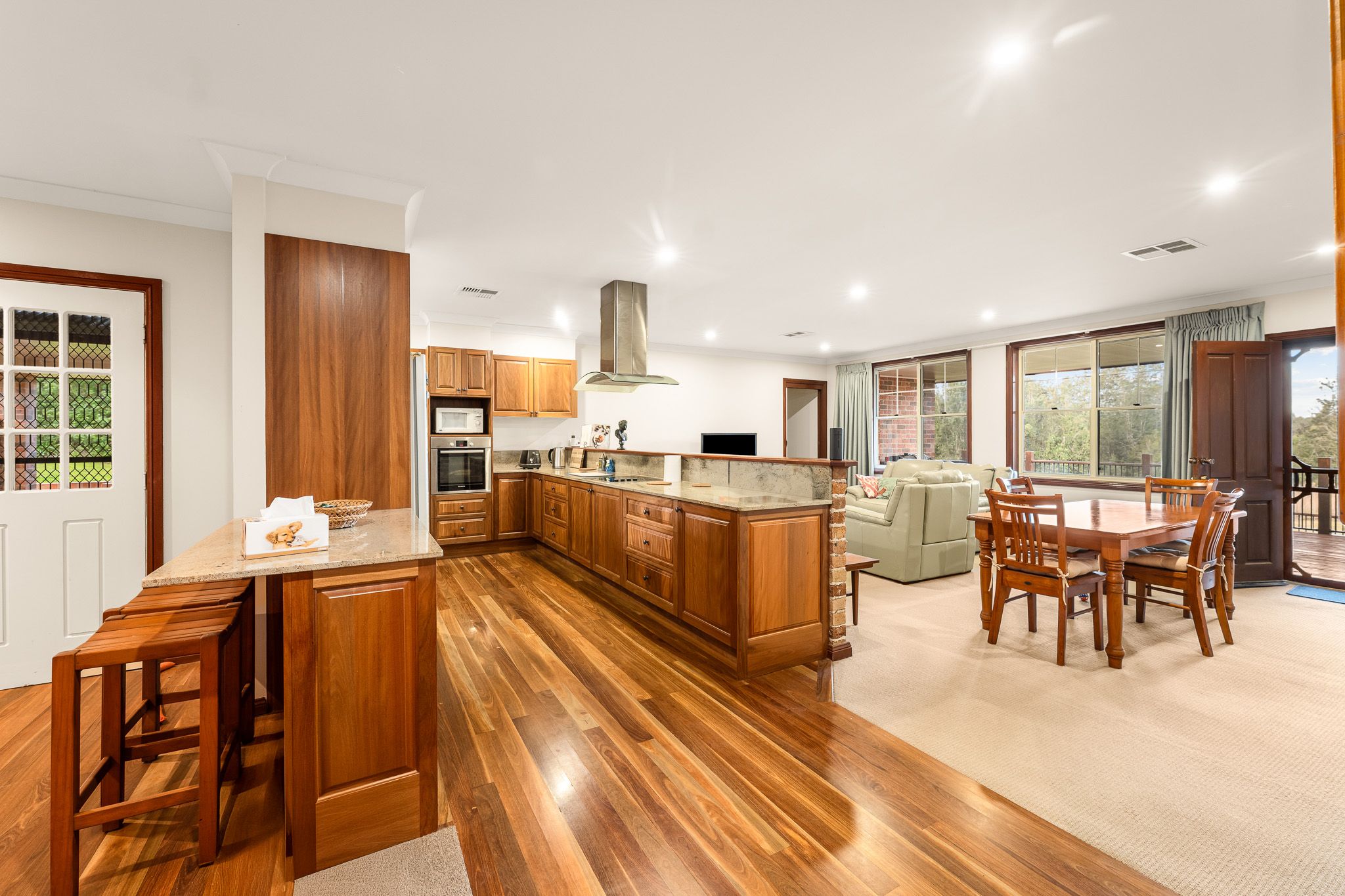 1 Dixon Street — photo 8 of 30