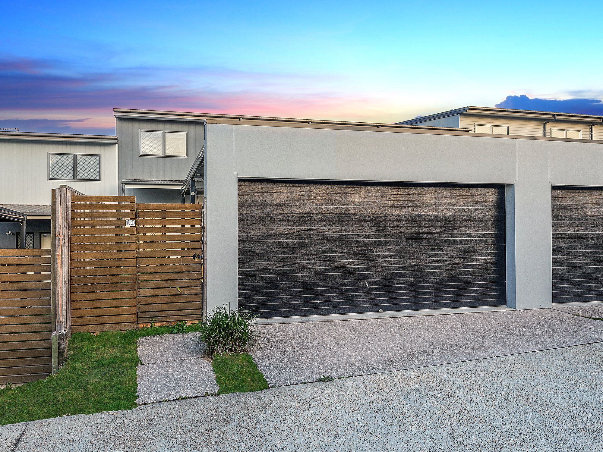 10 Lind Lane, South Ripley, QLD 4306