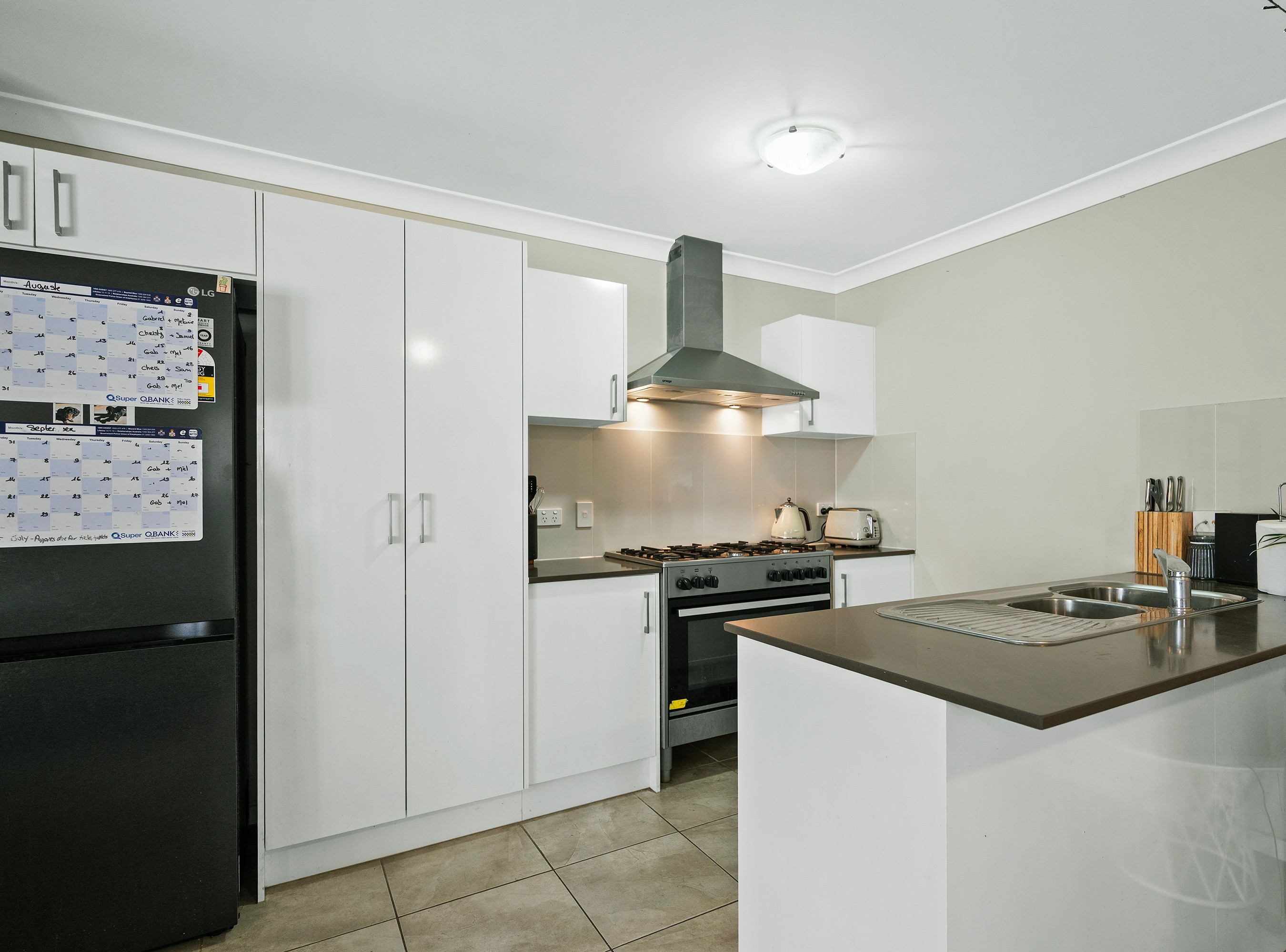 2/8 Robin Court, Kleinton, QLD 4352