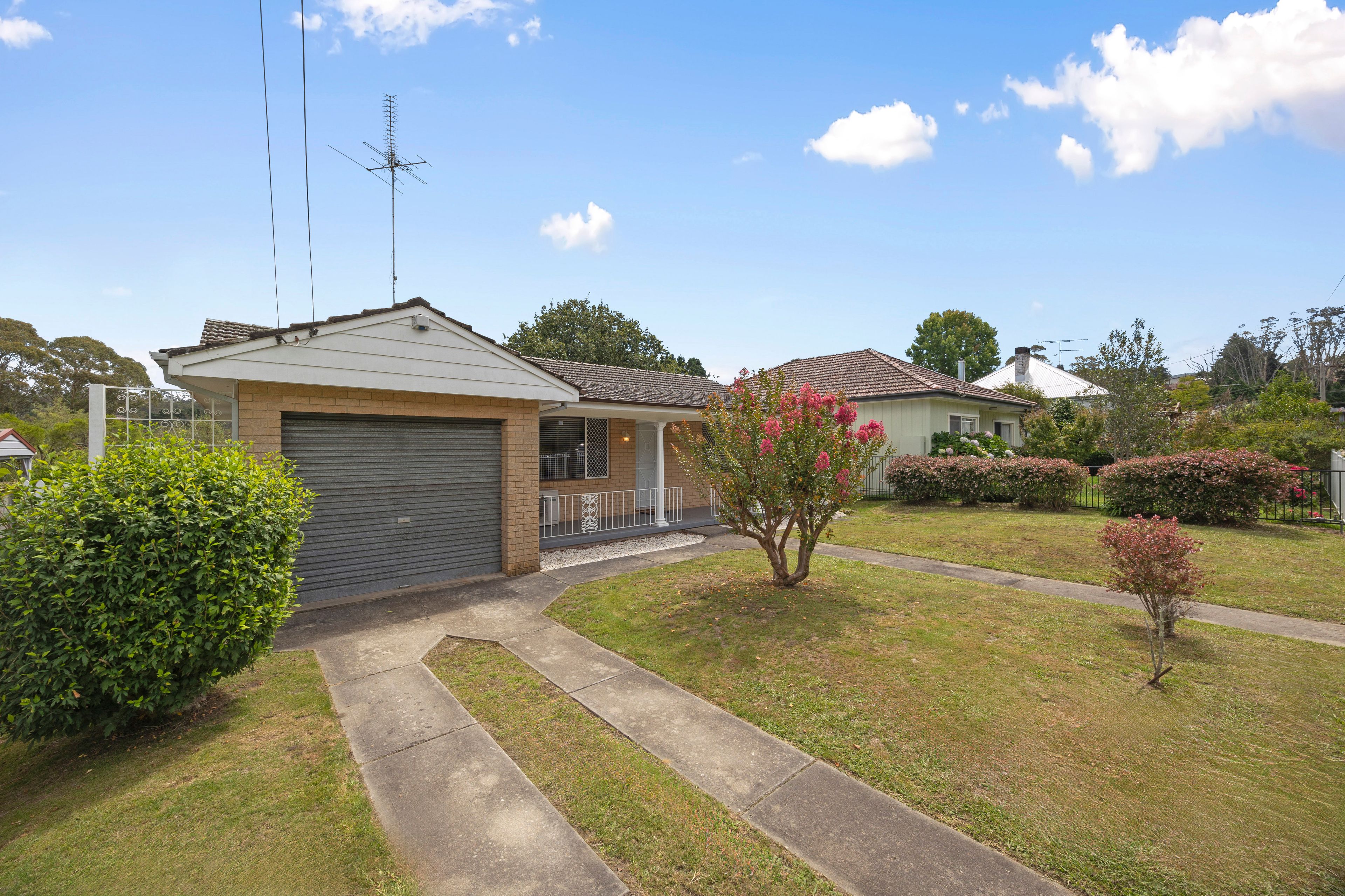 13 Neale Street, Katoomba, NSW 2780