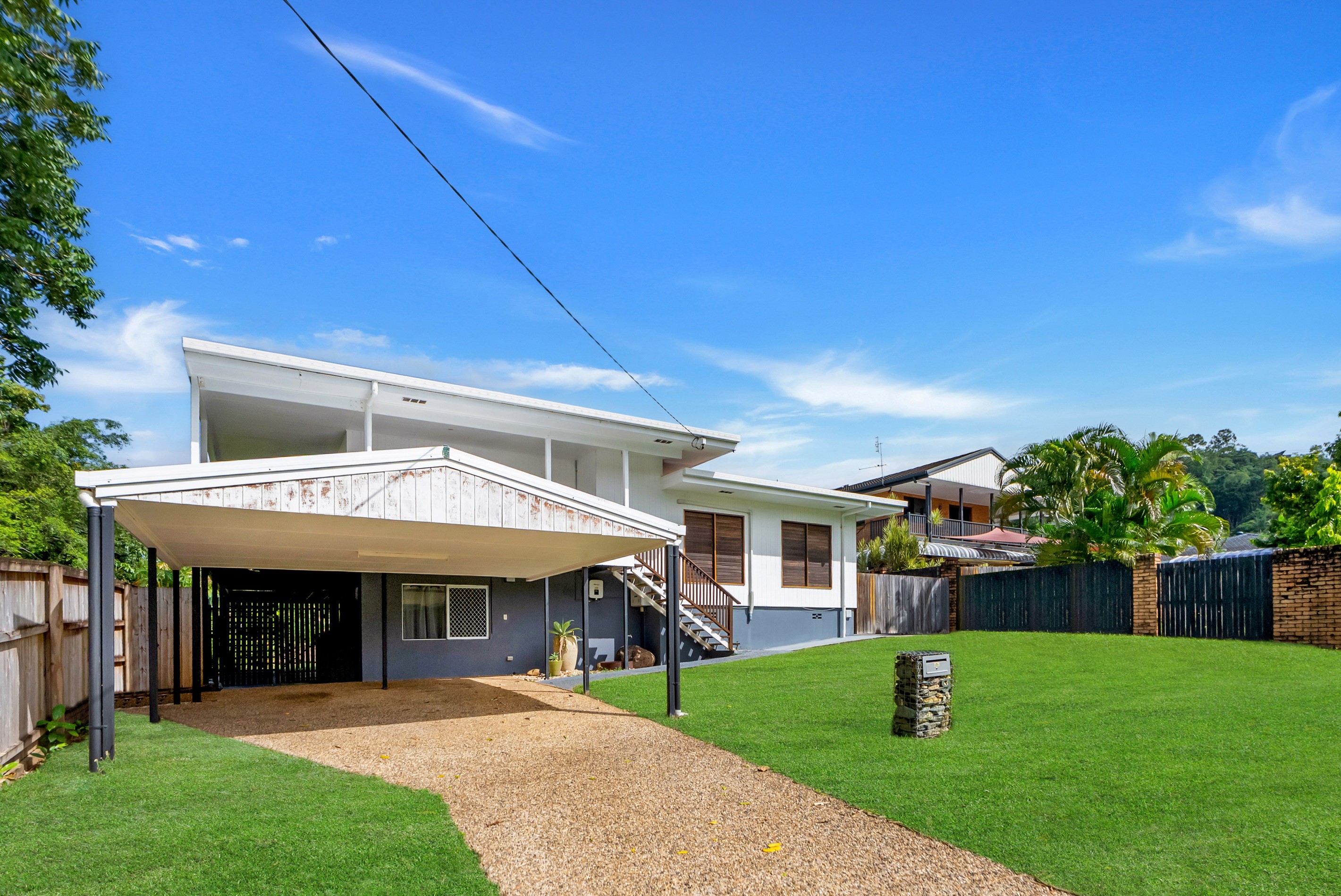 9 Duignan Street, Whitfield, QLD 4870