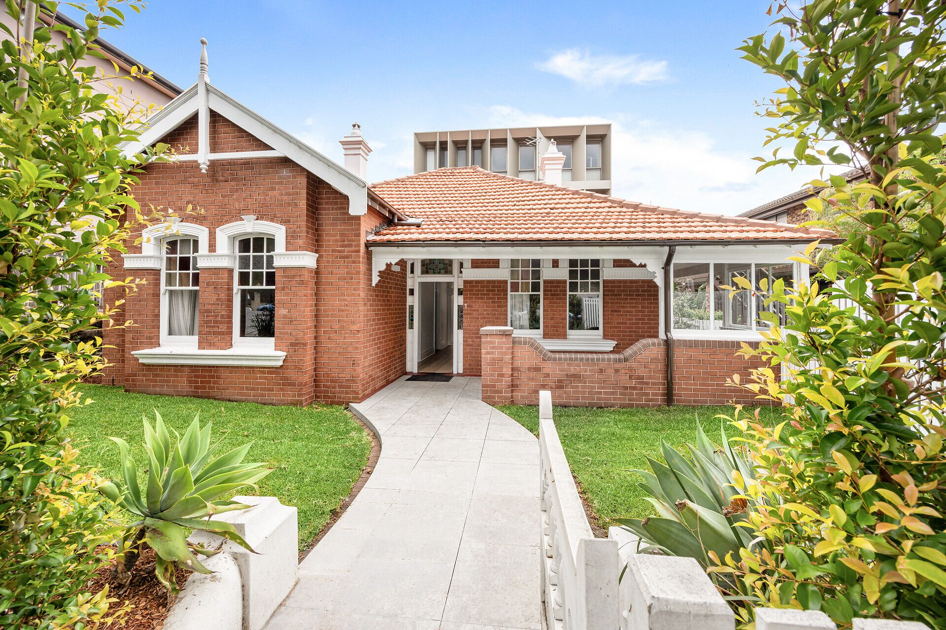 1/310 Bondi Road — photo from Ray White Phillips & Co