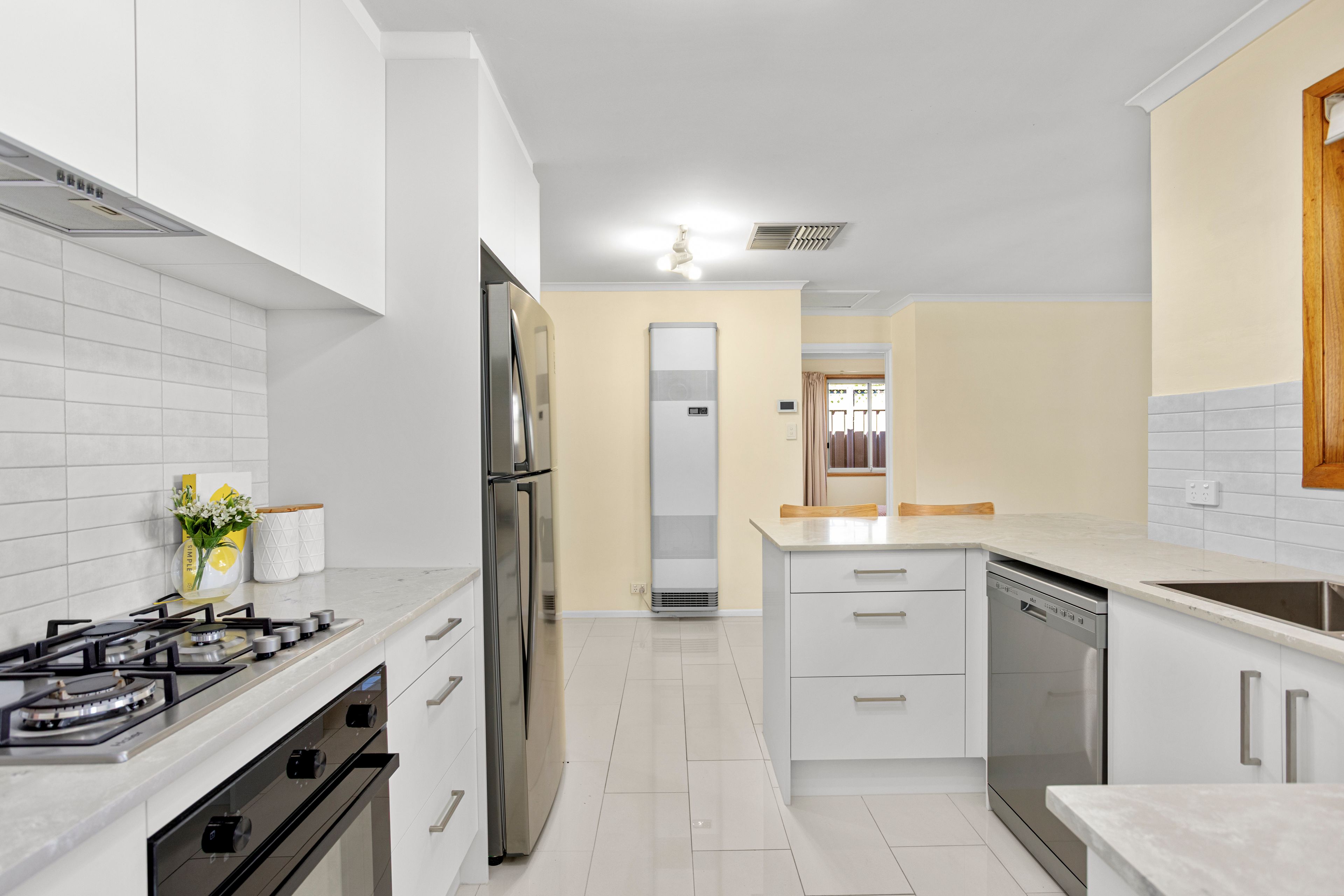 28 Anthus Street — photo 7 of 26
