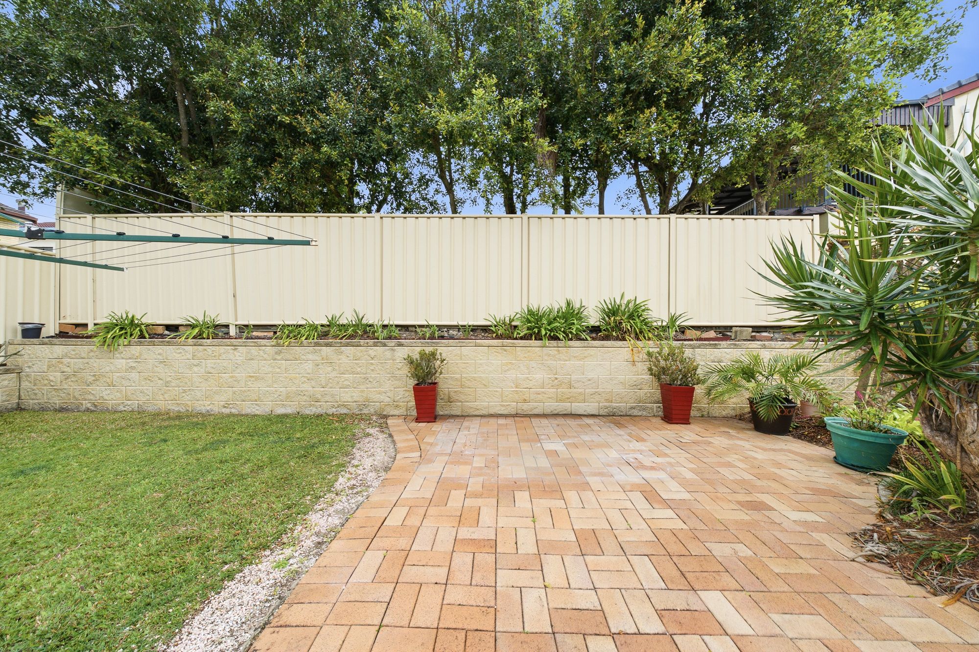 10 Loren Street — photo 25 of 26
