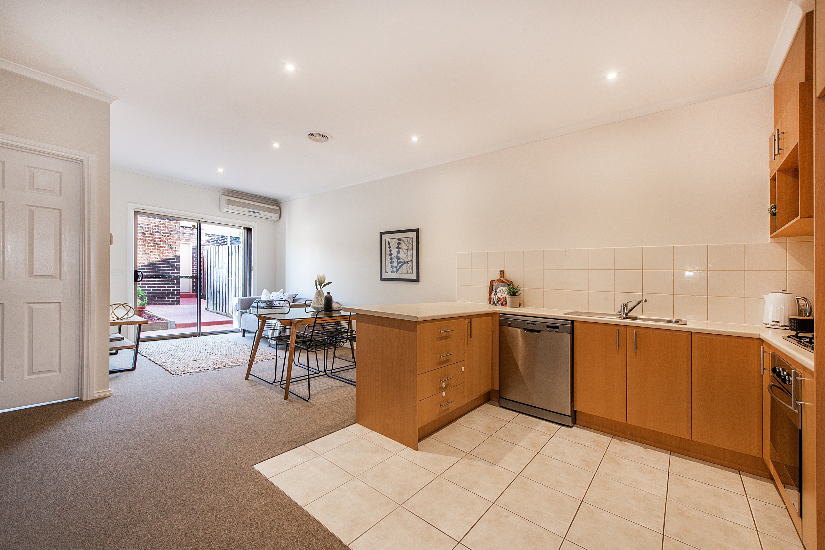2/16 High Street, Bayswater, VIC 3153