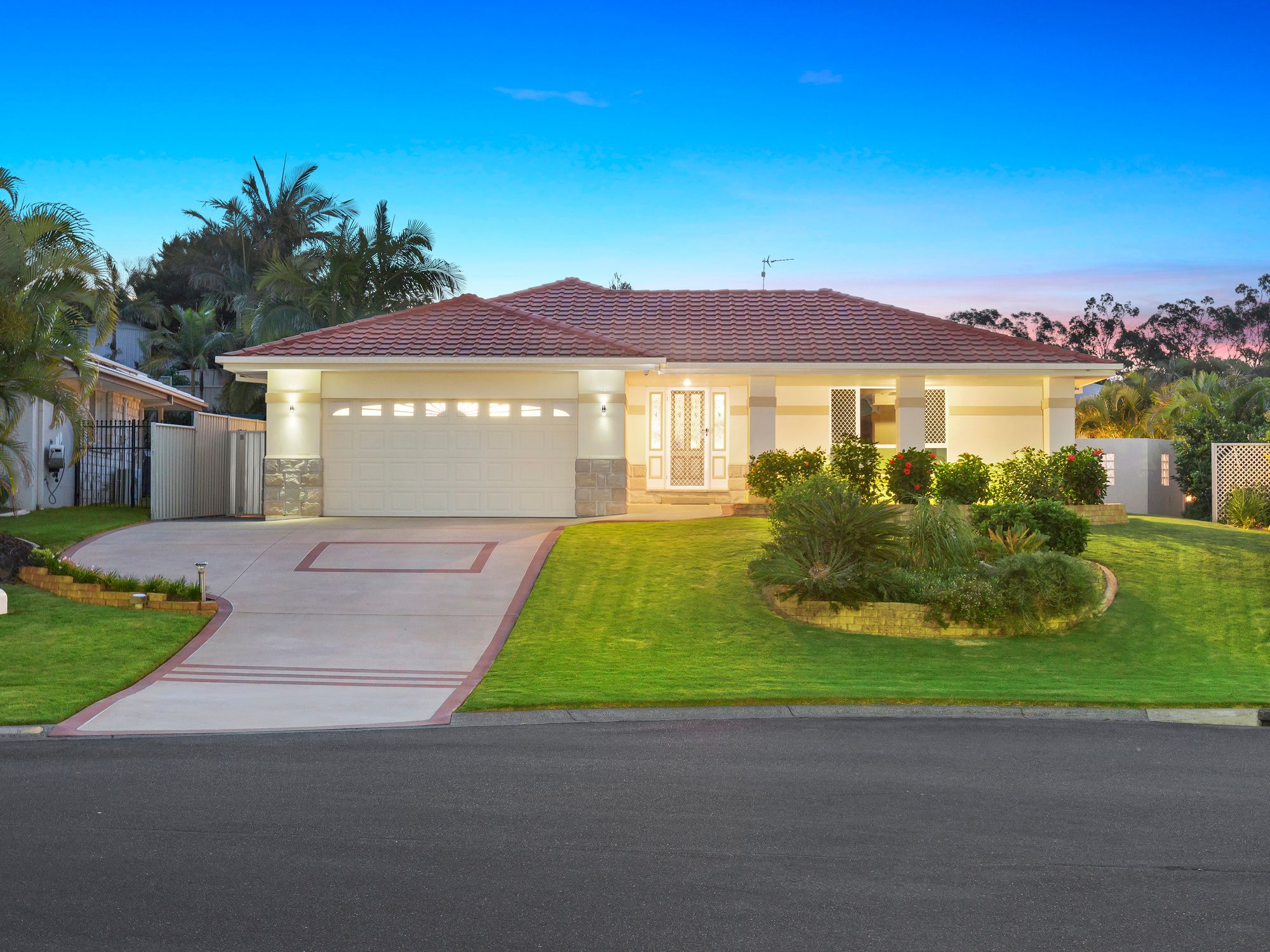 16 Litsea Court, Reedy Creek, QLD 4227