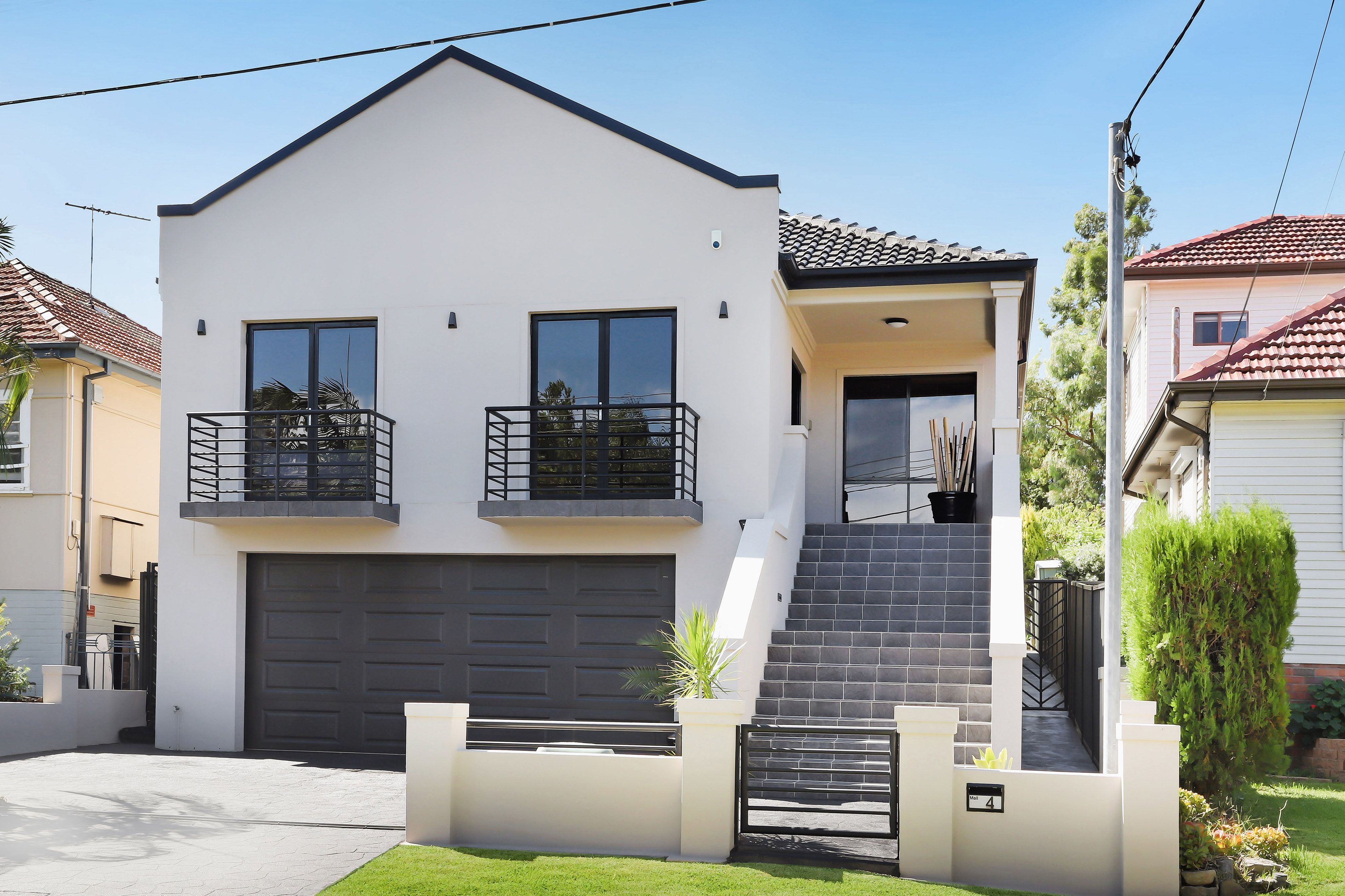 4 Charlton Street