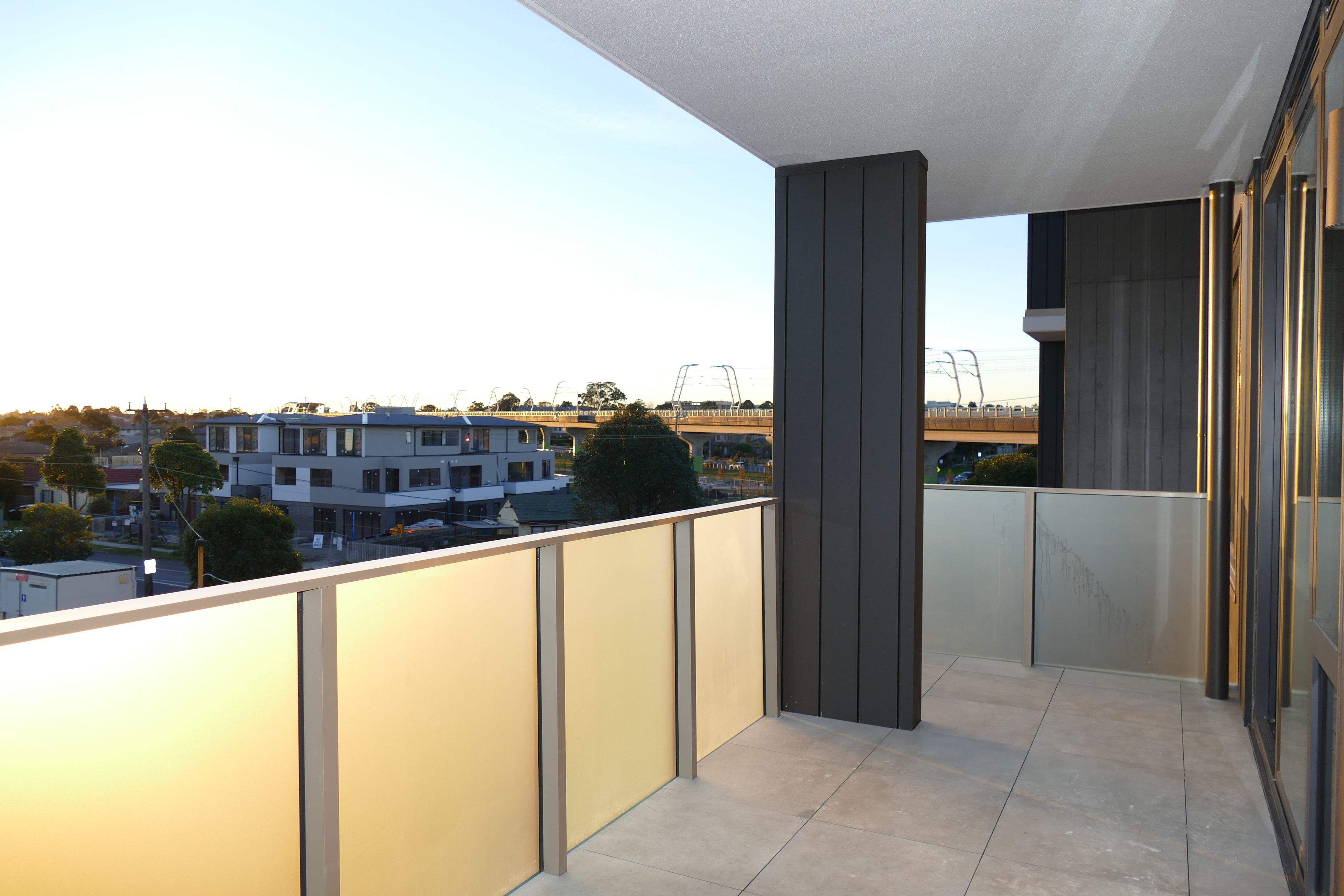 204/18 Lomandra Drive — photo 10 of 11