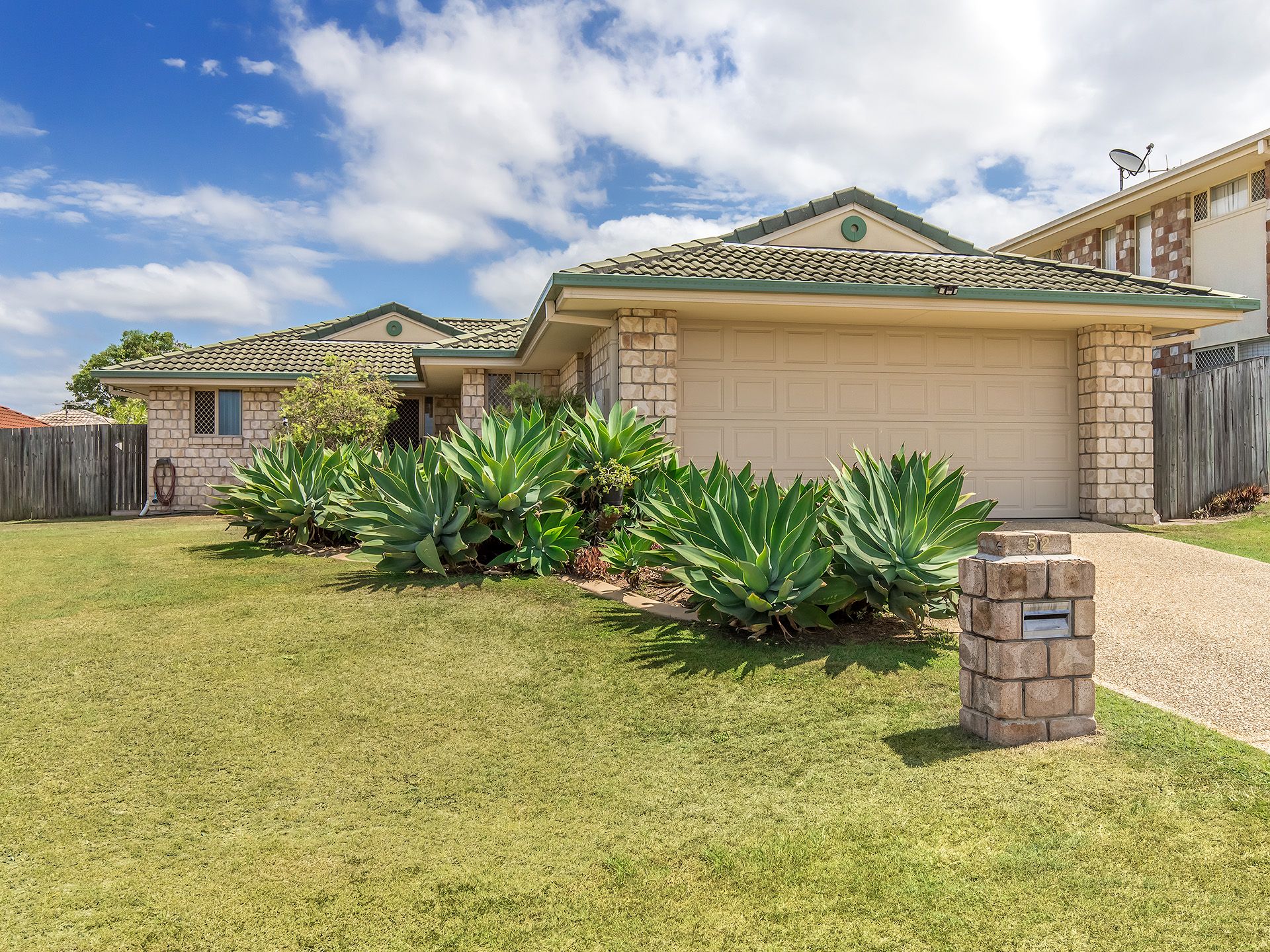 52 Bedivere Drive, Ormeau, QLD 4208 Sold House Ray White Ormeau