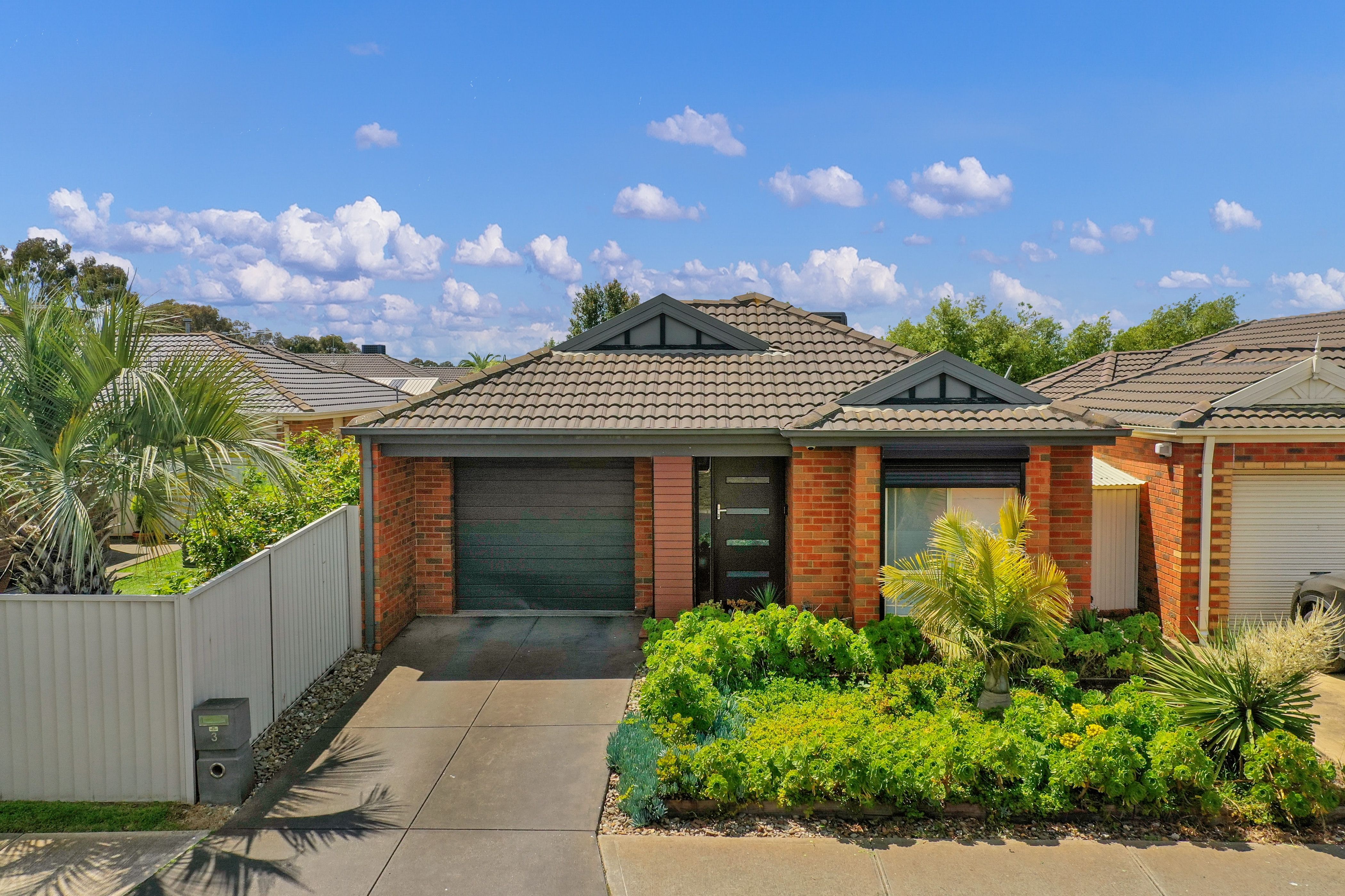 3 Wyperfeld Circuit, Caroline Springs VIC 3023