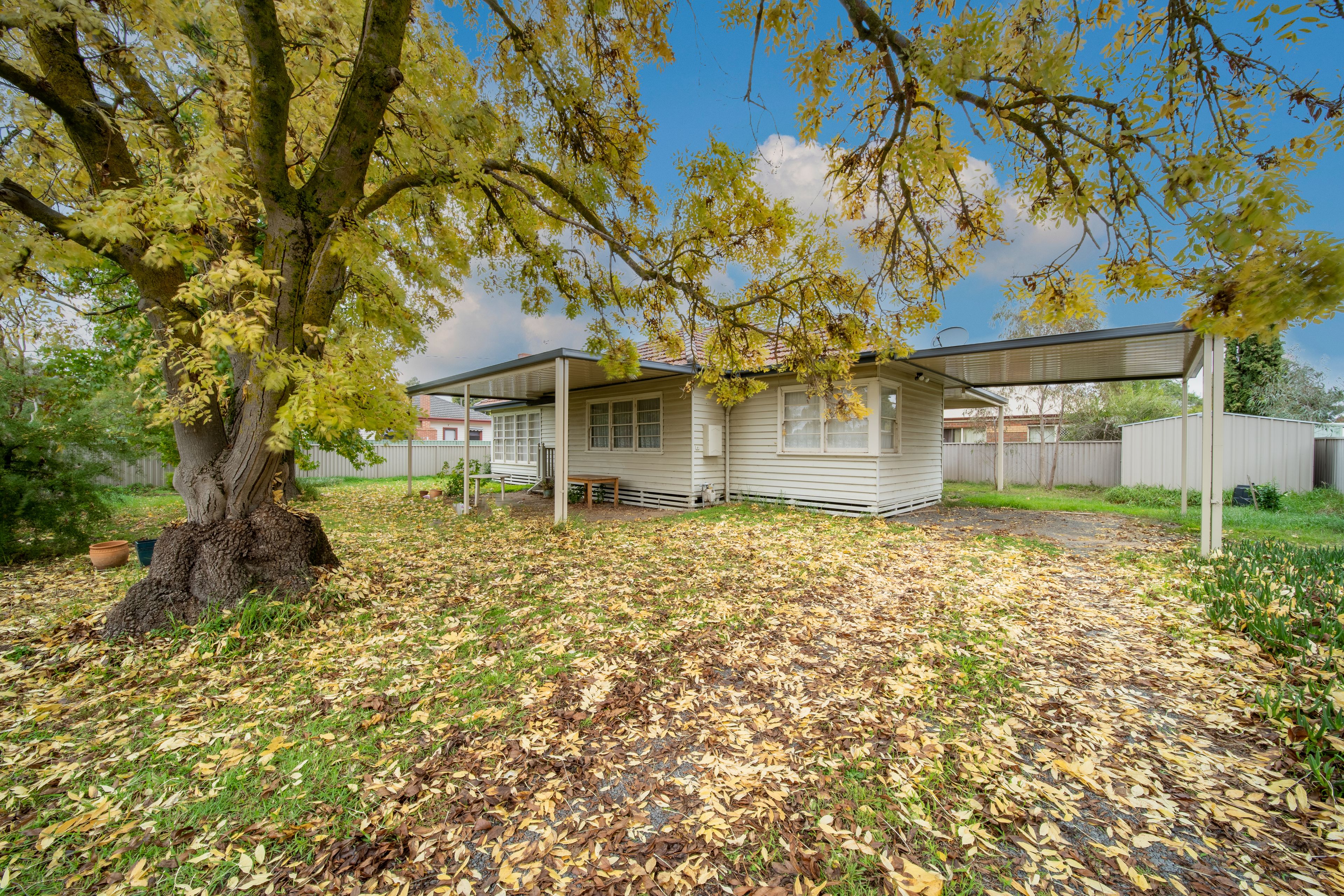 14 Bank Street, Kangaroo Flat, VIC 3555