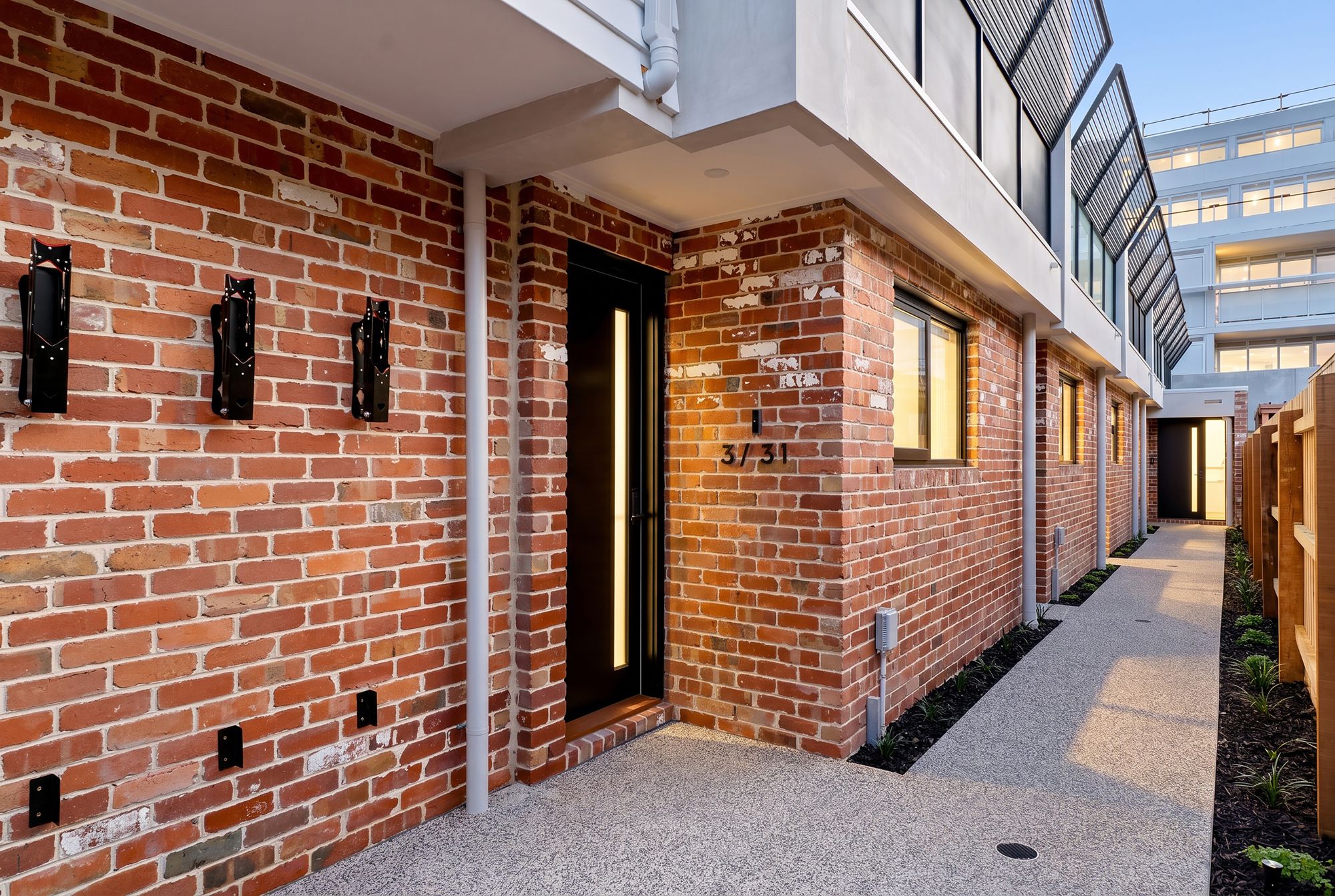 3 & 5/31 Bent Street — photo from Ray White Altona