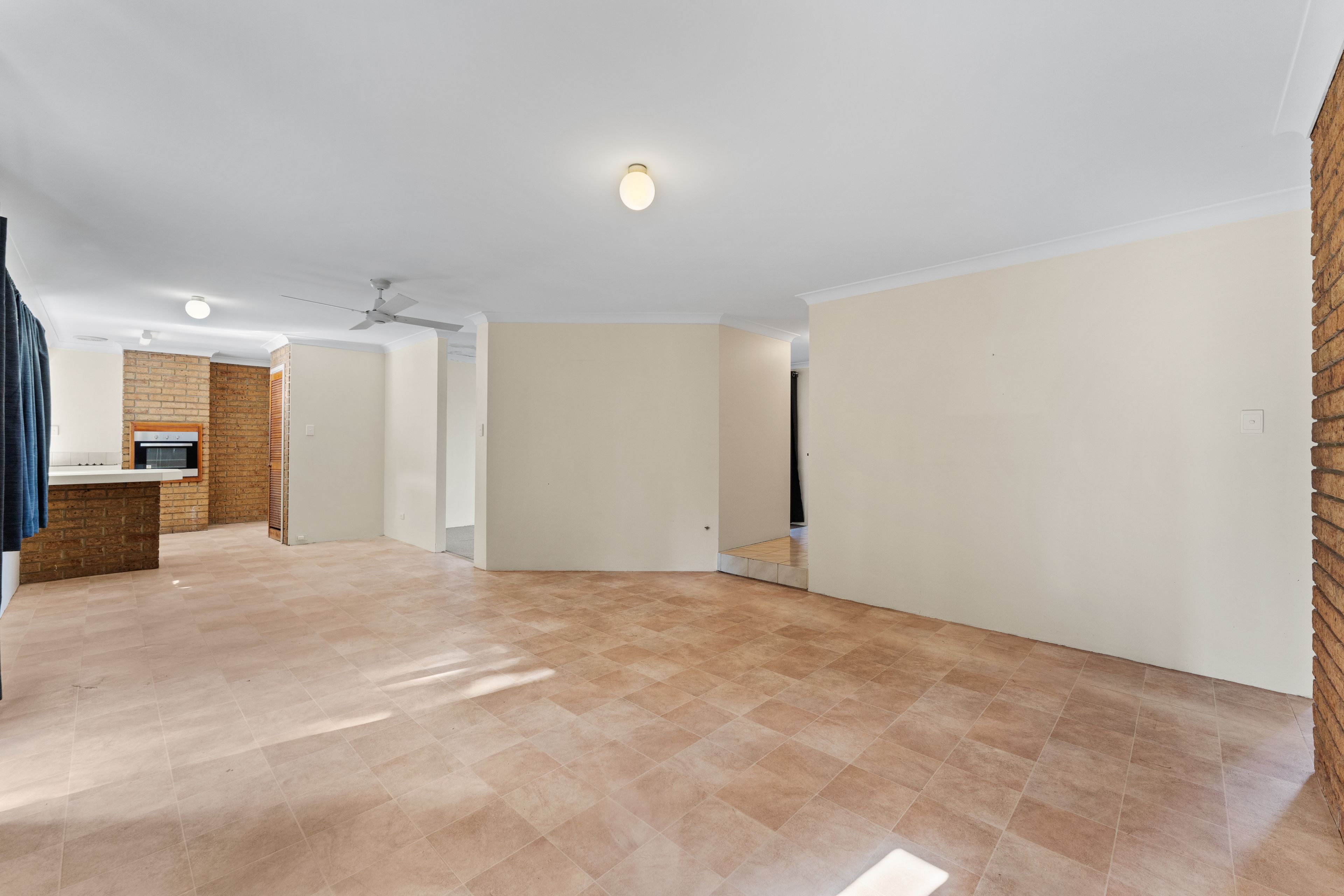 17 Jubilee Drive, Waikiki, WA 6169