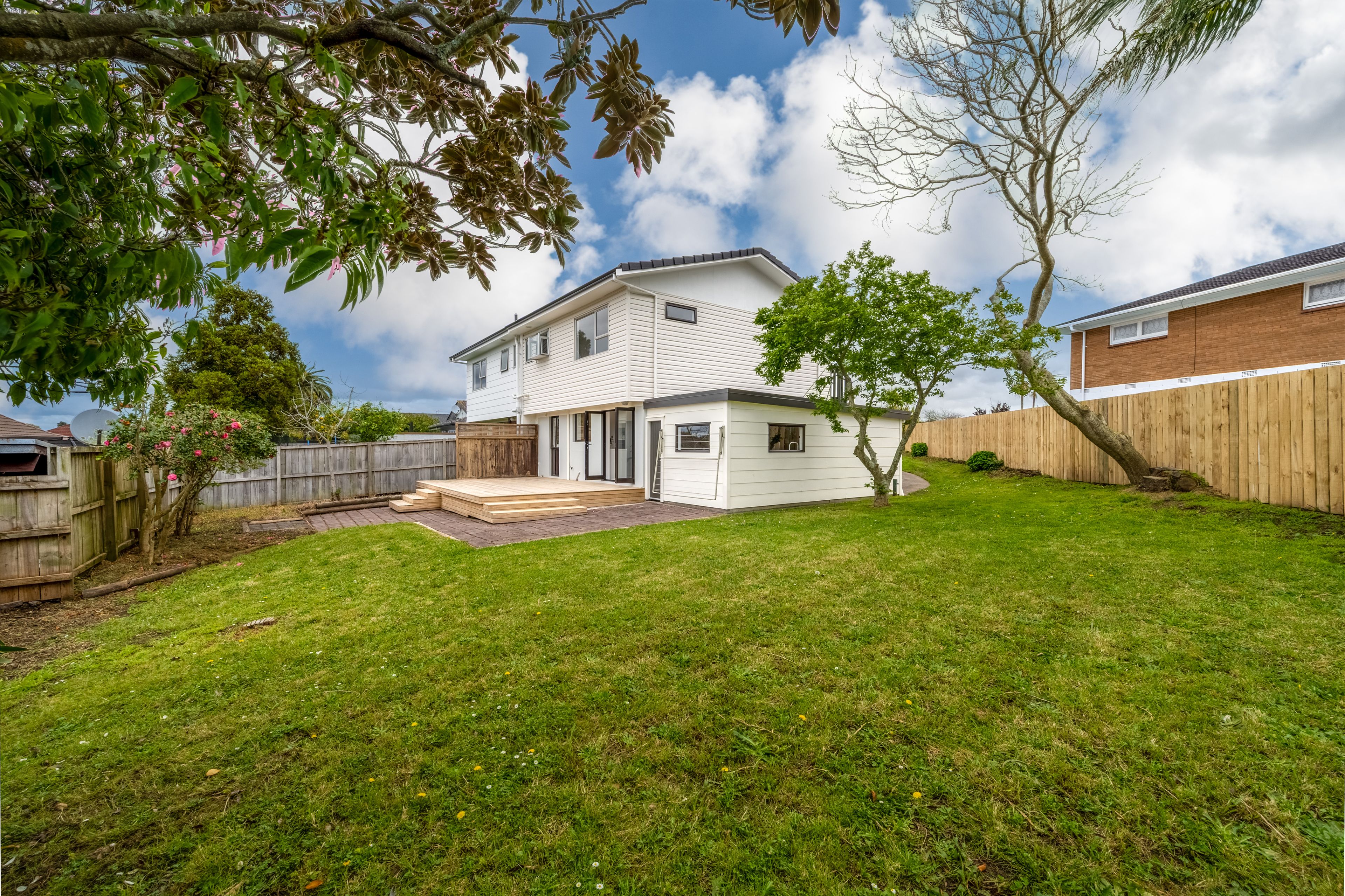 1/21 Roysfield Lane, Sunnyhills, Manukau City