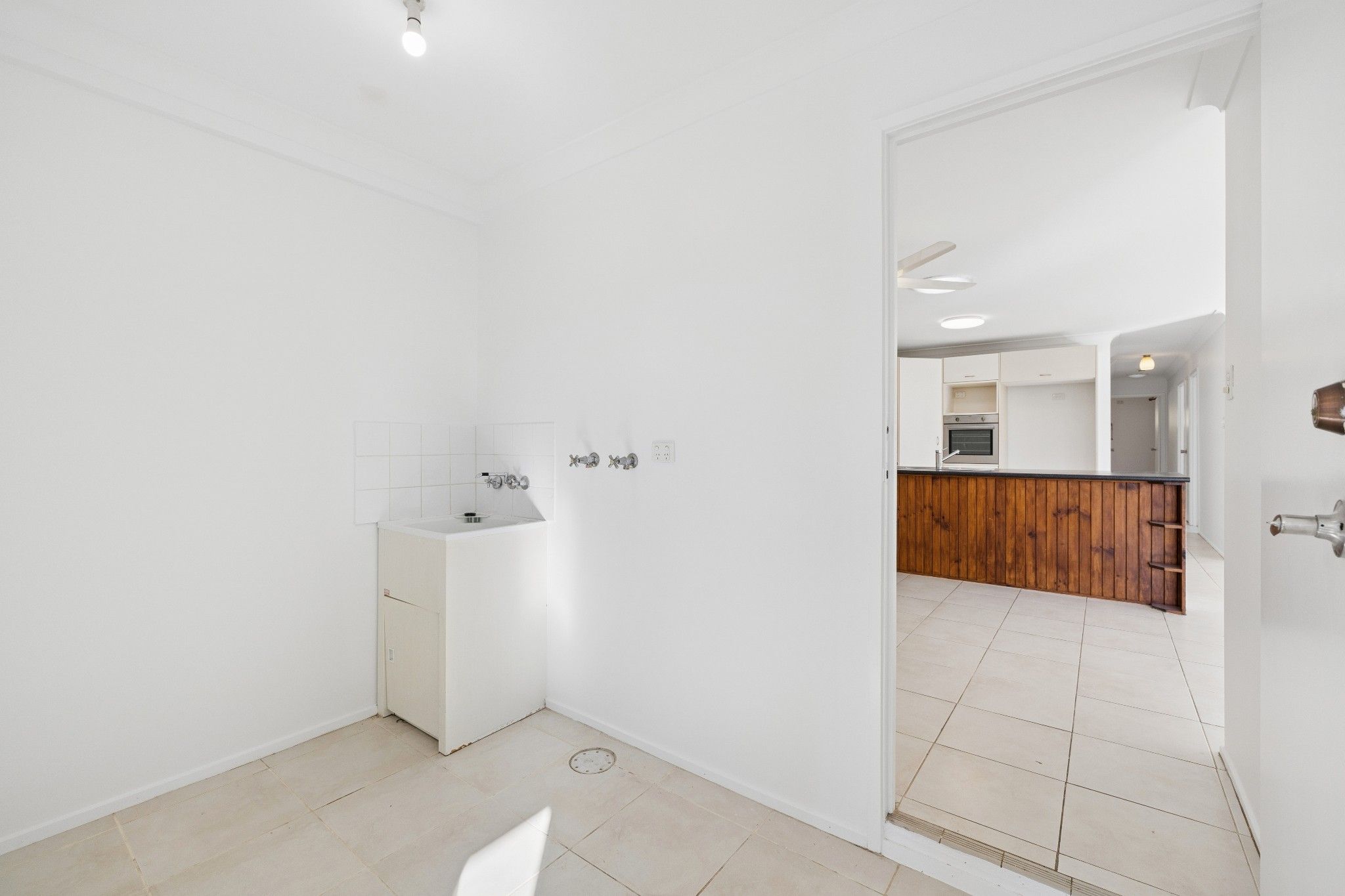 2/12 Rossini Street — photo 15 of 19